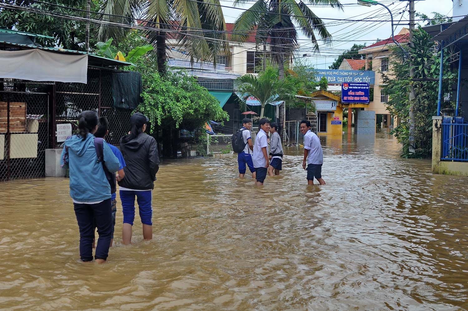 Nha Trang lut trong nuoc anh 7