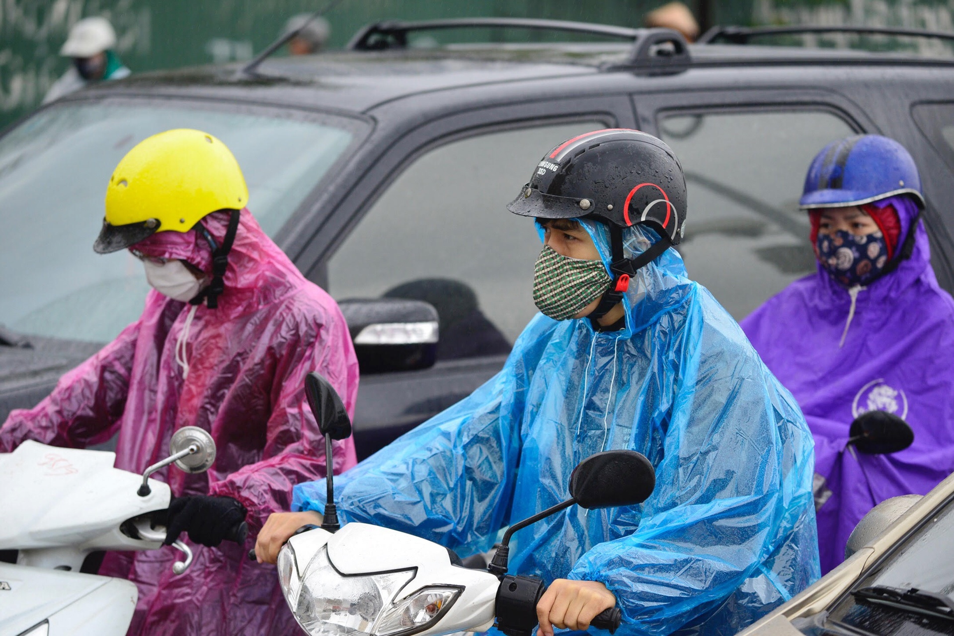 Un tac giao thong o Le Van Luong anh 12