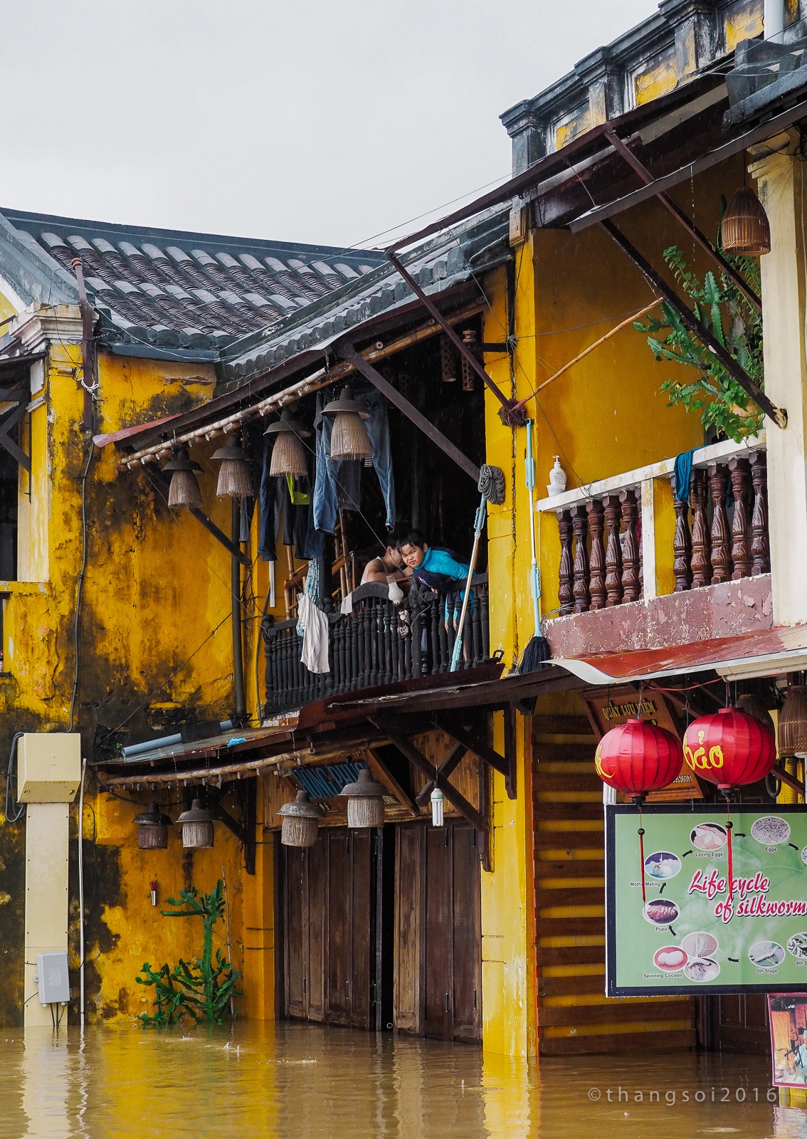 Hoi An ngap lut anh 7