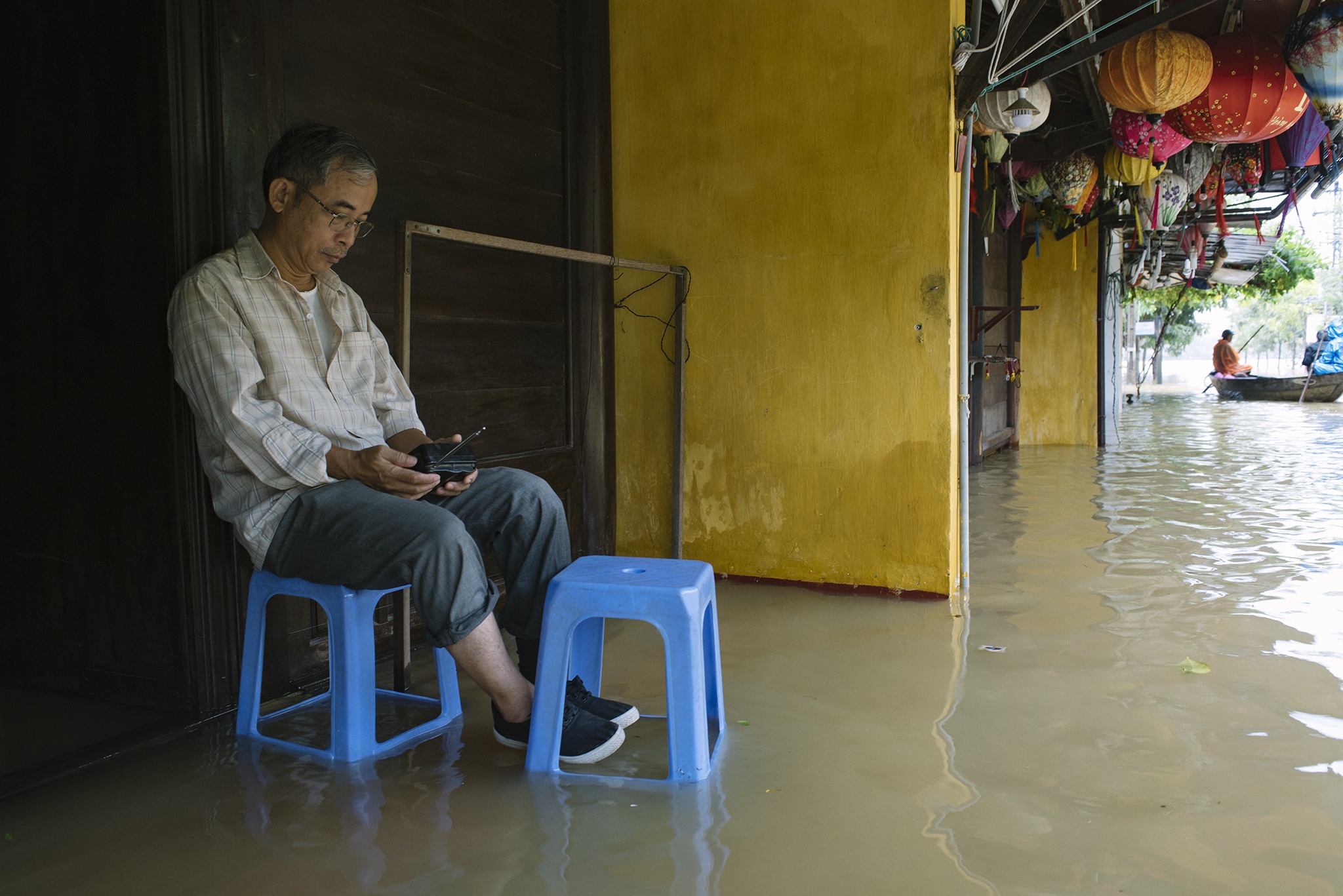 Hoi An thanh song vi mua lu anh 11