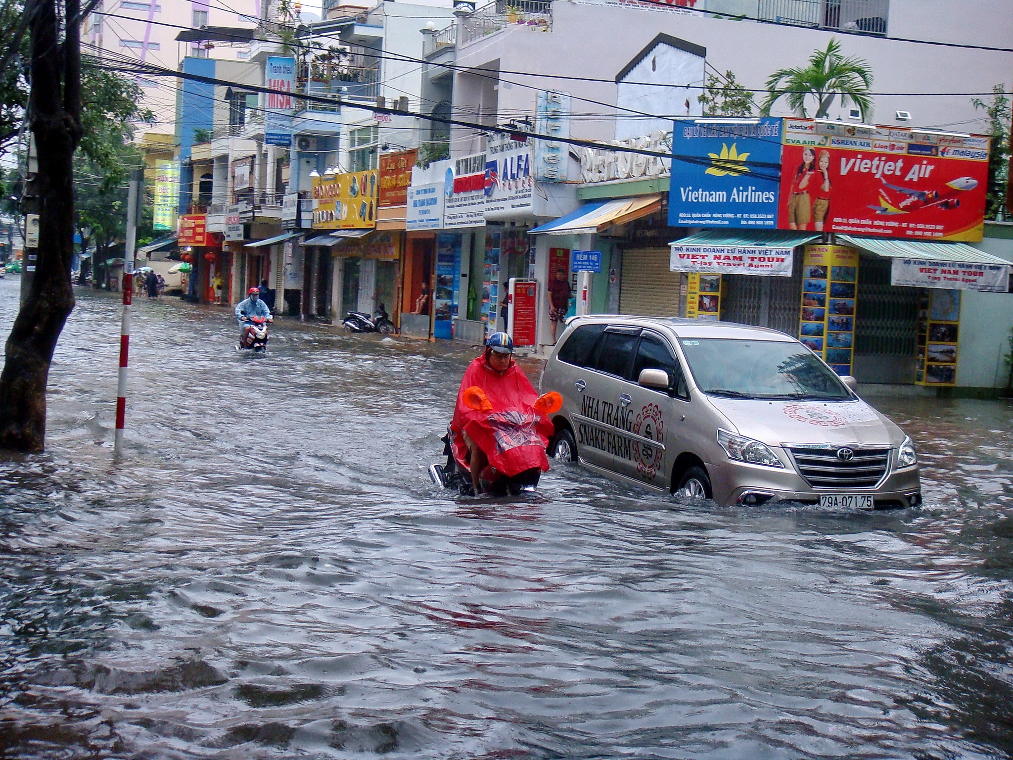 pho Tay Nha Trang ngap nuoc anh 1