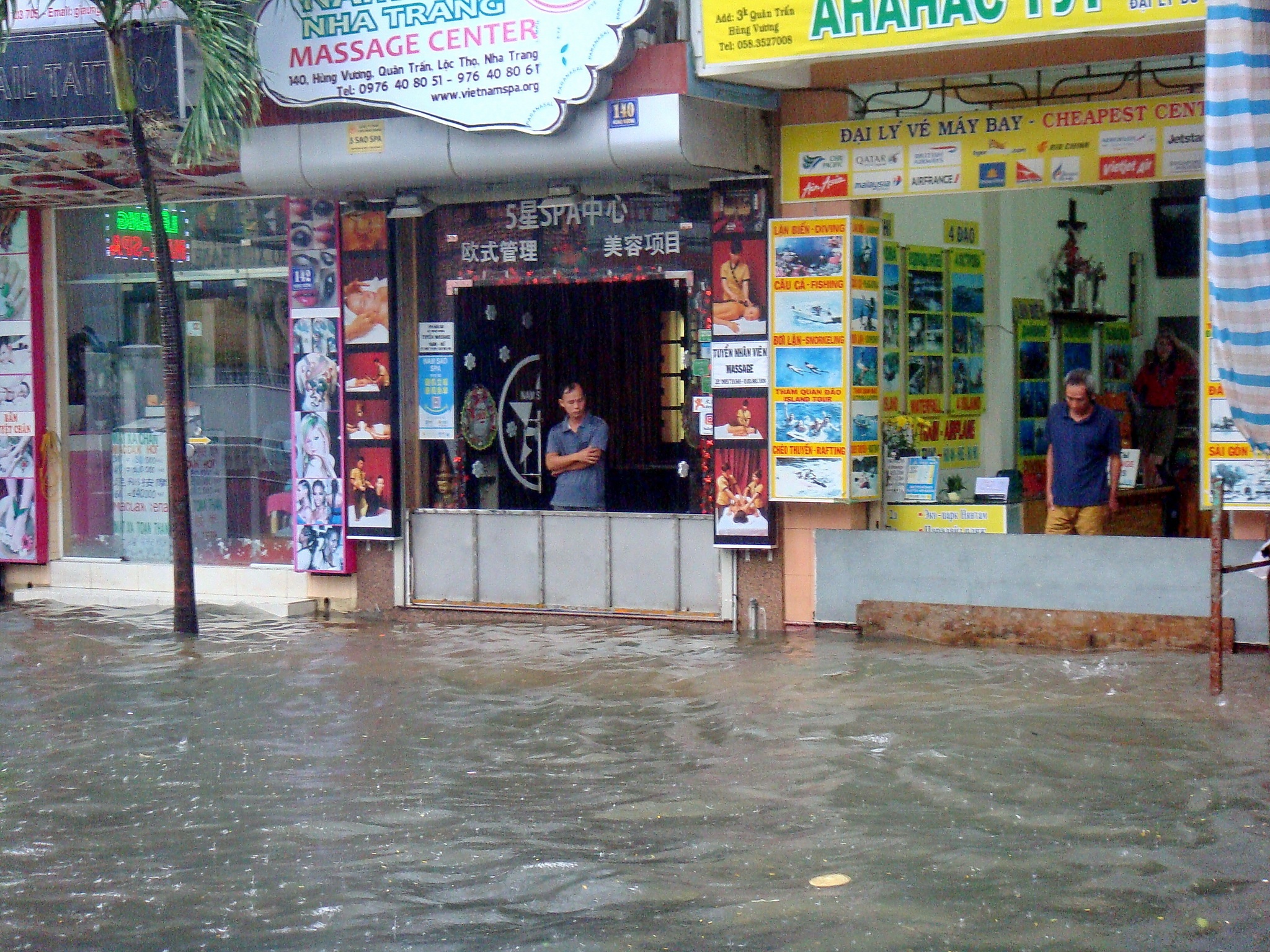 pho Tay Nha Trang ngap nuoc anh 4