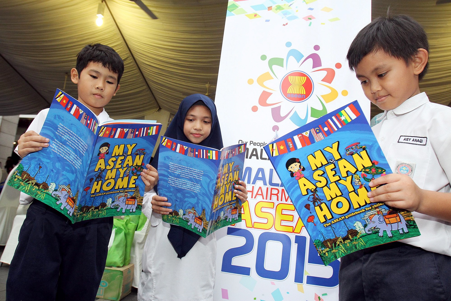 trung bay anh SEAN anh 1