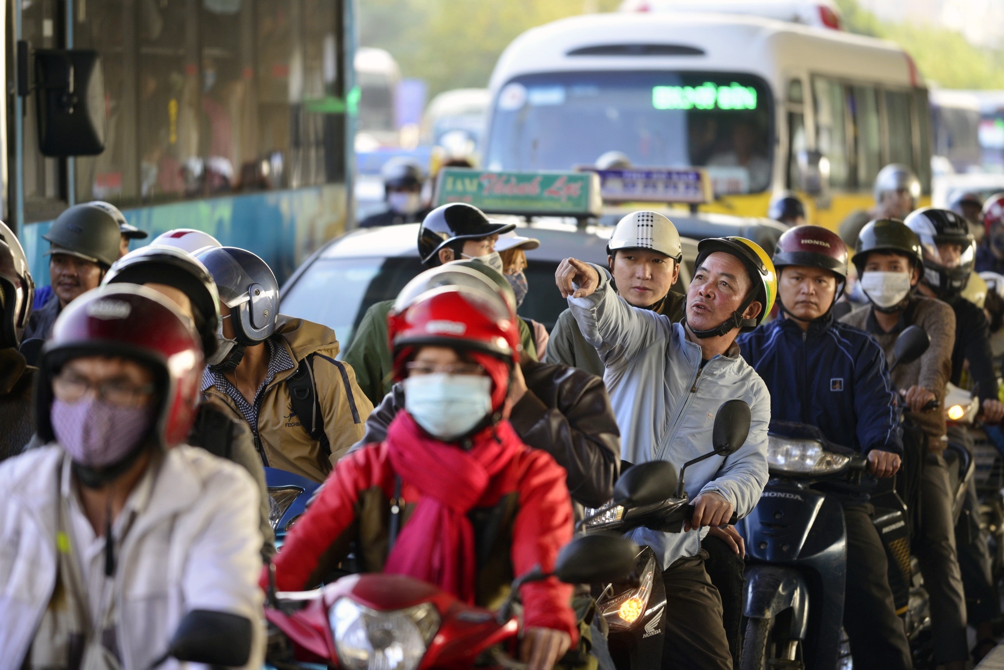 may bay xep hang cat canh tai san bay Tan Son Nhat anh 10