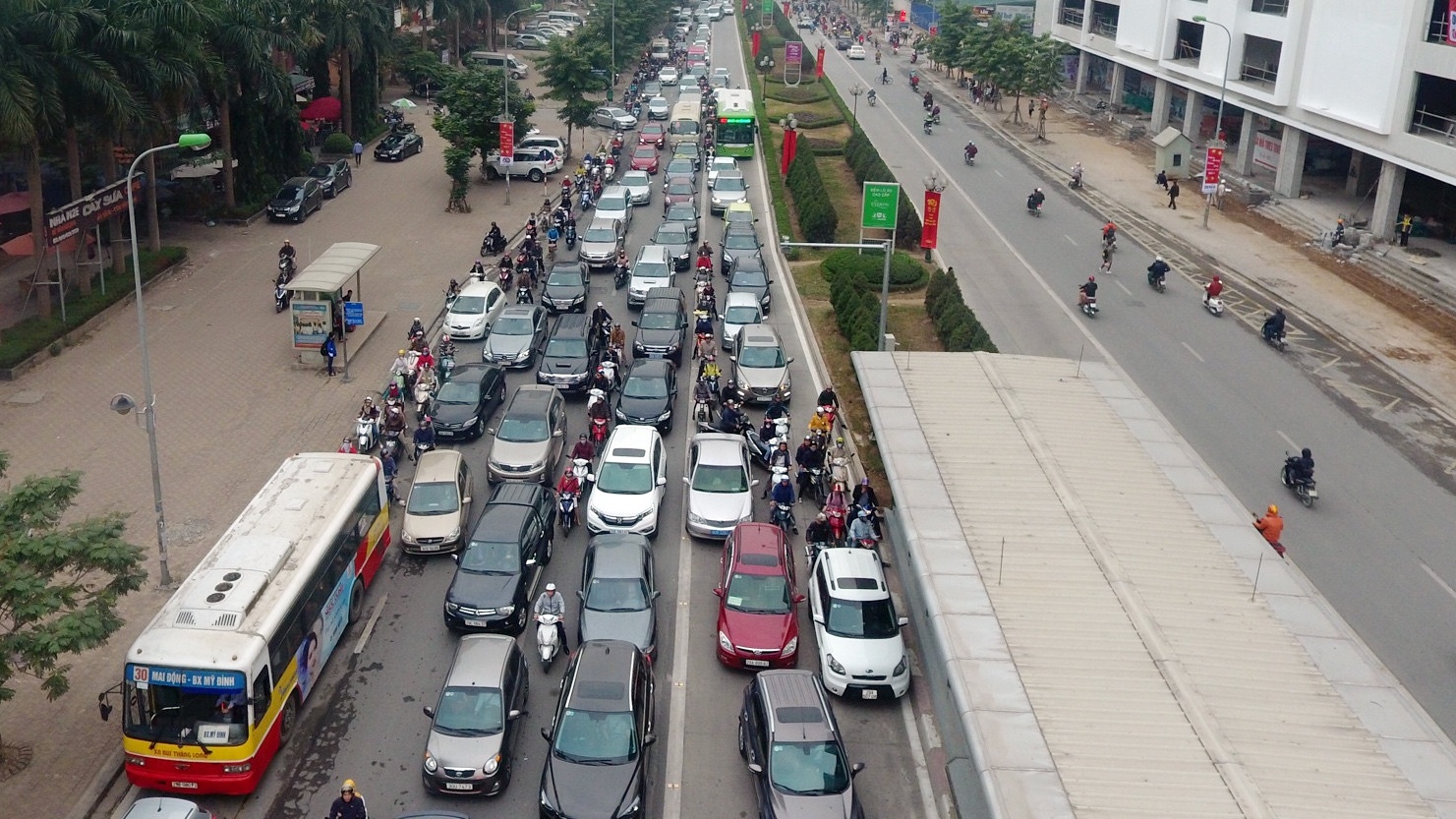 xe buyt nhanh BRT bi tac nghen anh 5