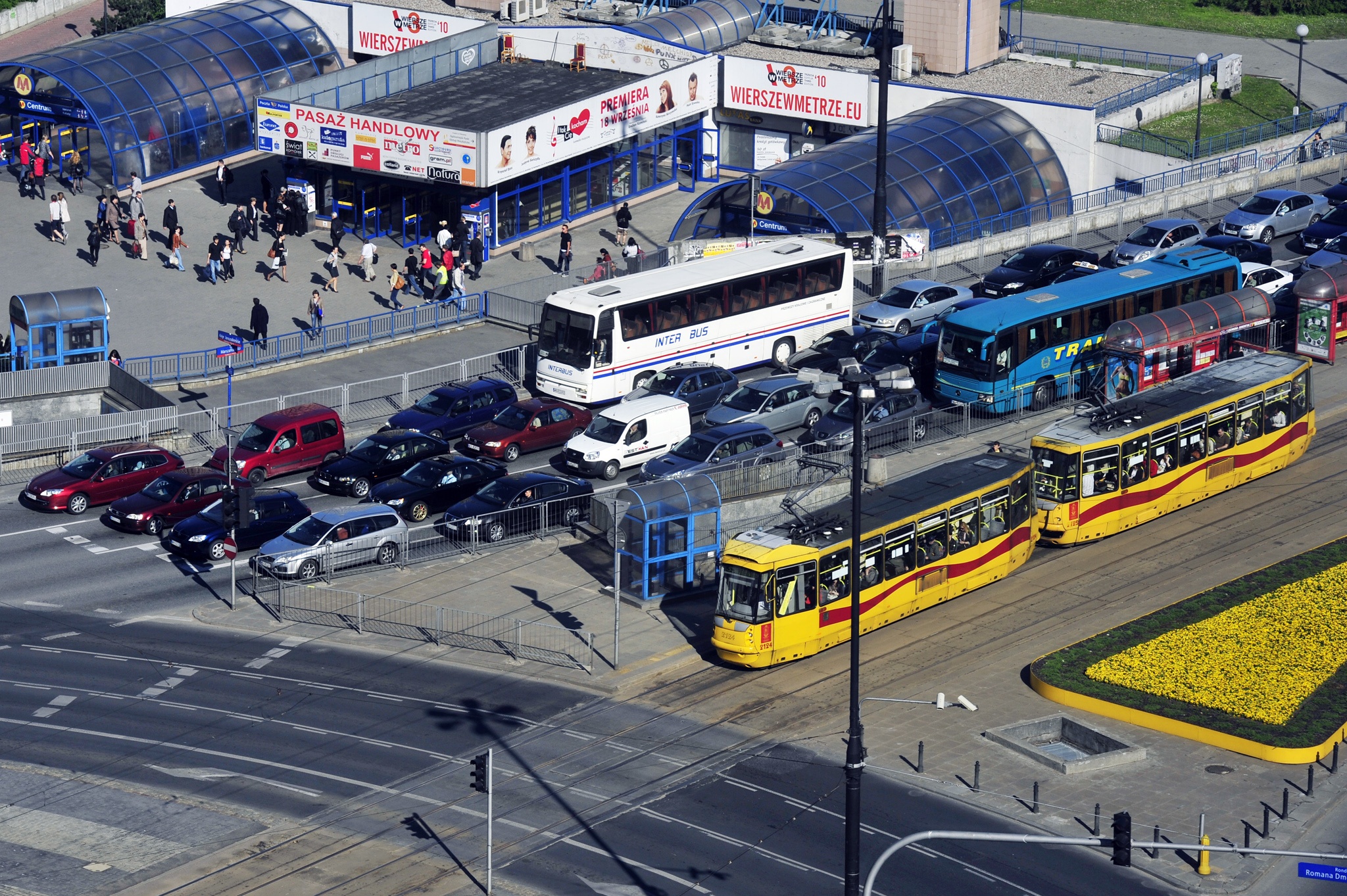 tau dien o chau Au anh 2