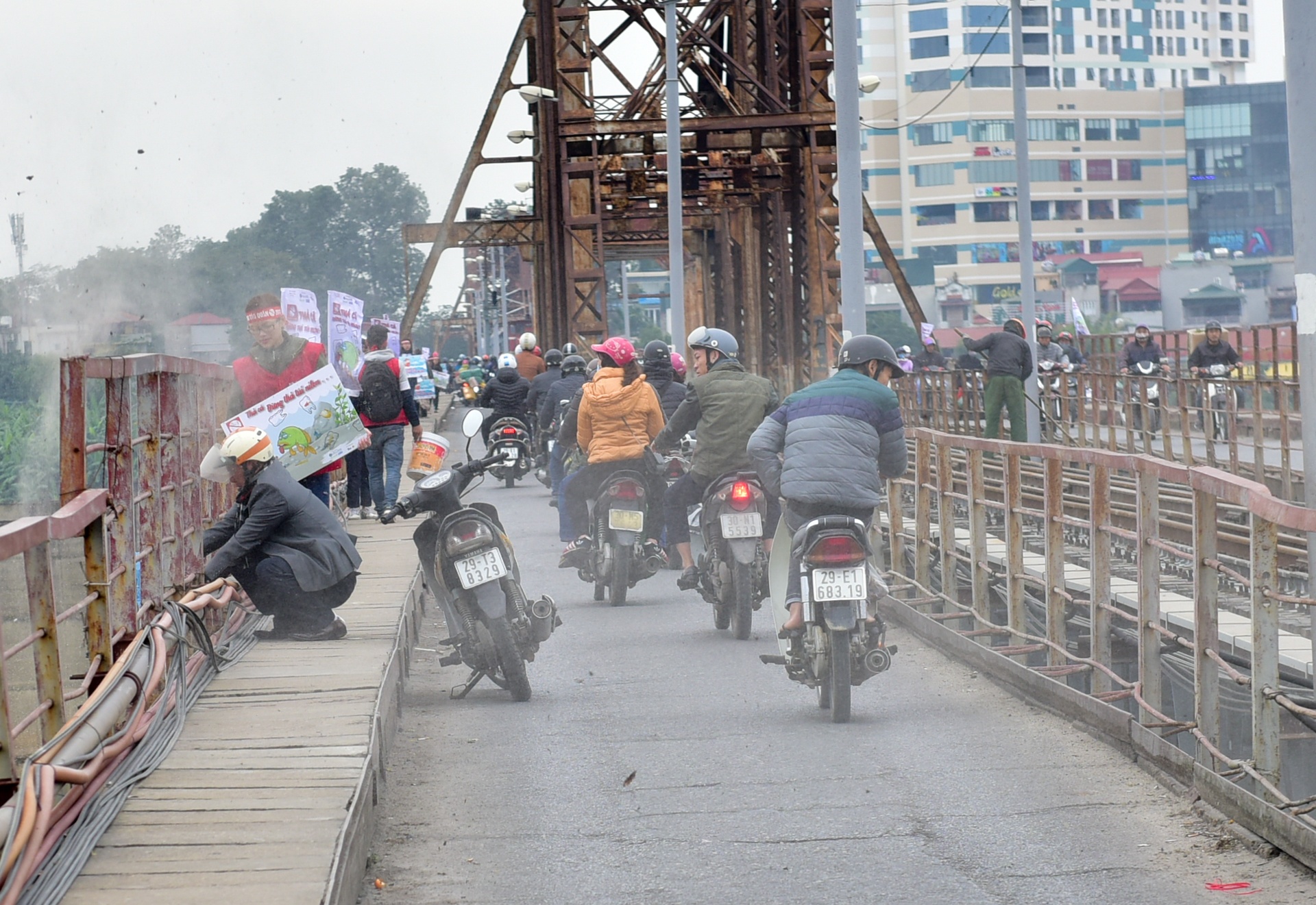 tha ca chep tien Tao quan chau troi anh 7