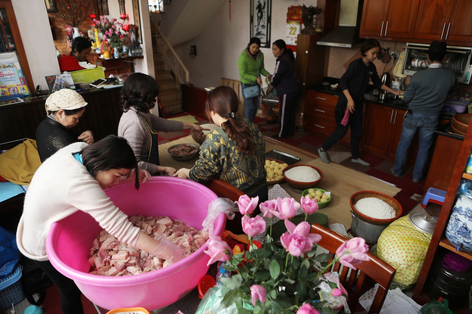 goi banh chung Tet o Ha Noi anh 8