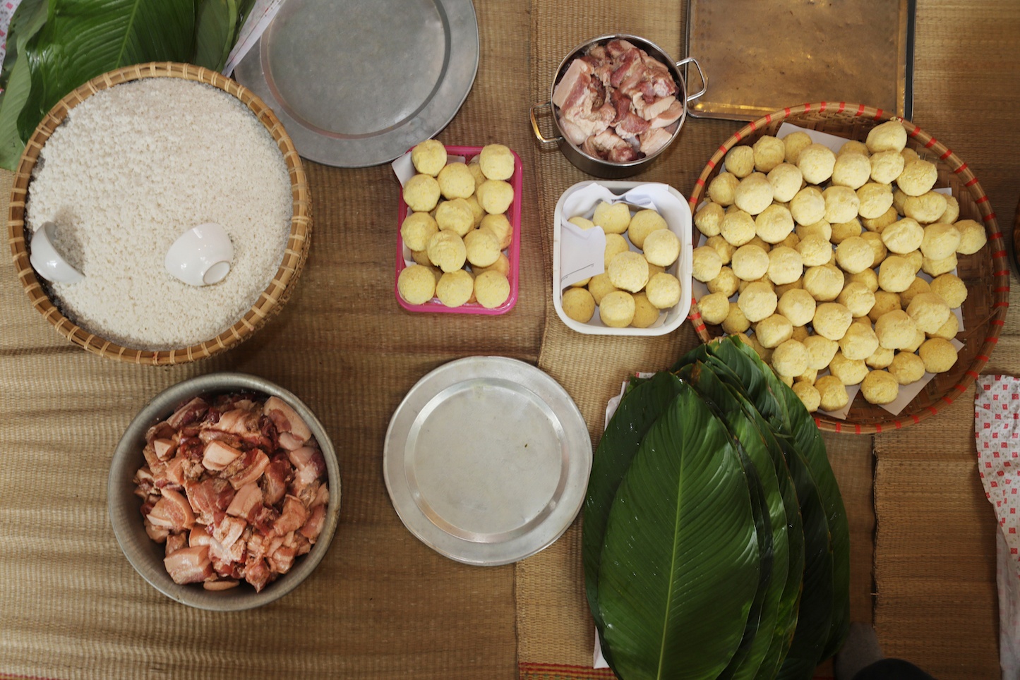 goi banh chung Tet o Ha Noi anh 9