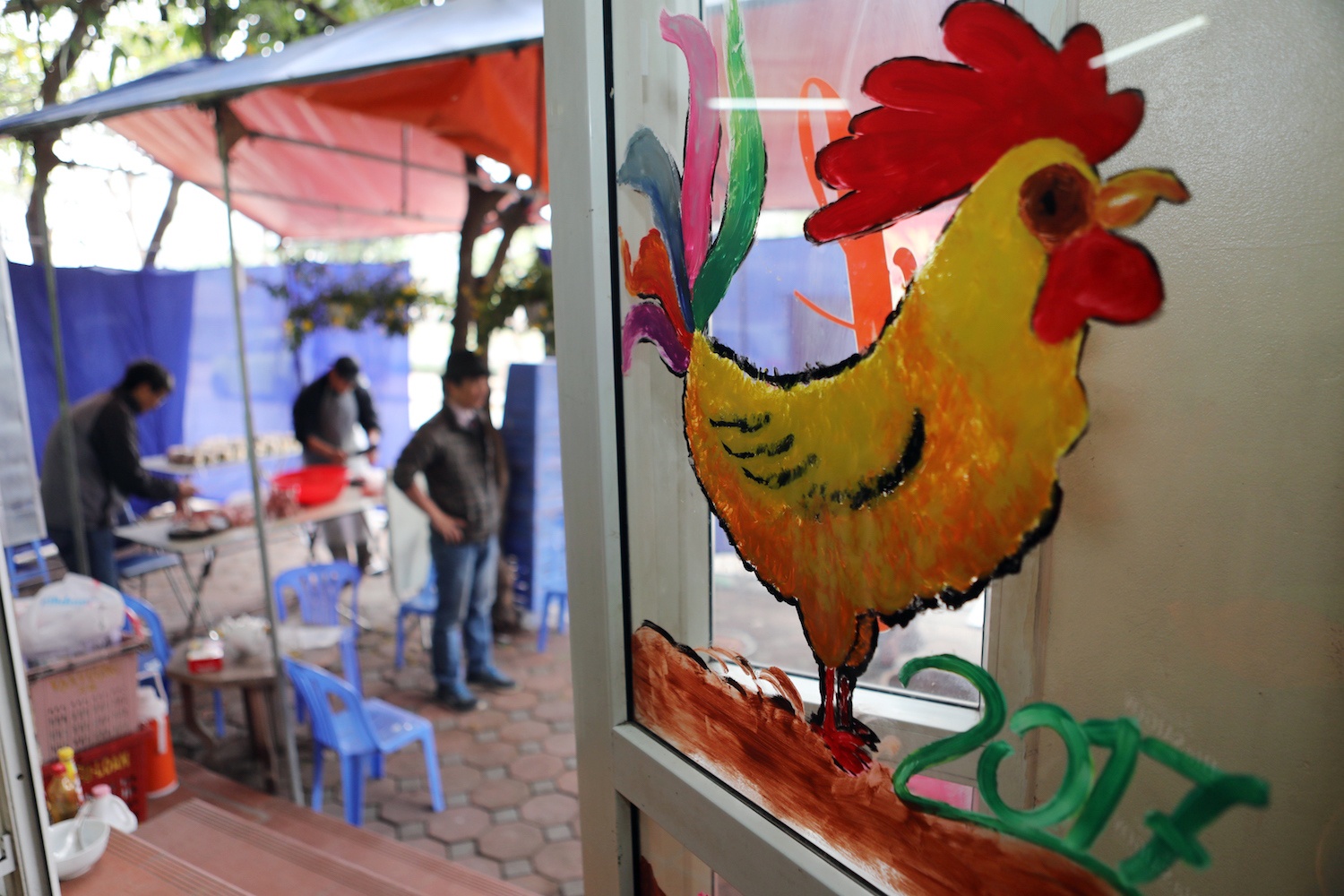 goi banh chung Tet o Ha Noi anh 10