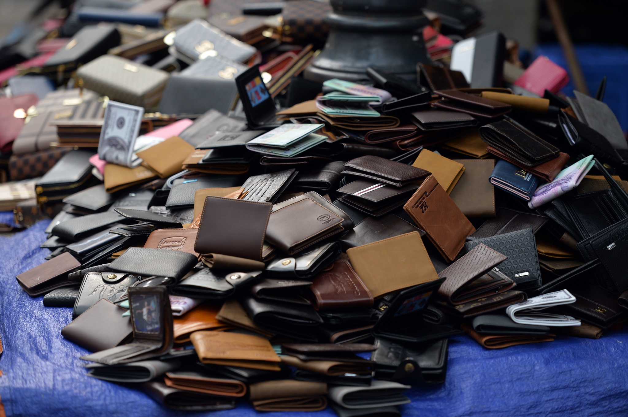 Mua sam Tet o pho co Ha Noi anh 5