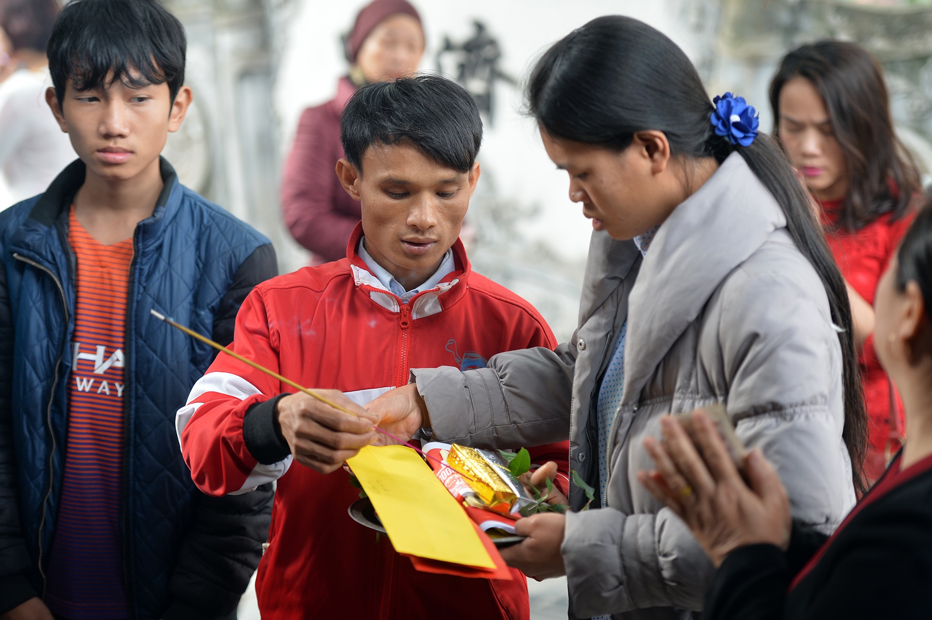 tap nap di le chua Ha anh 13