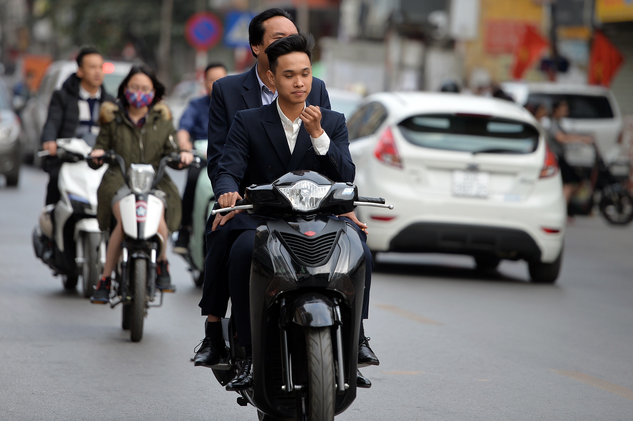 khong doi mu bao hiem di du xuan anh 9