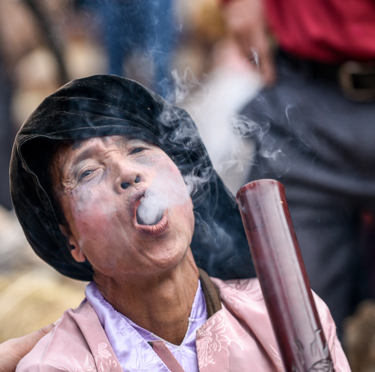 le hoi trau bo rom ra anh 2