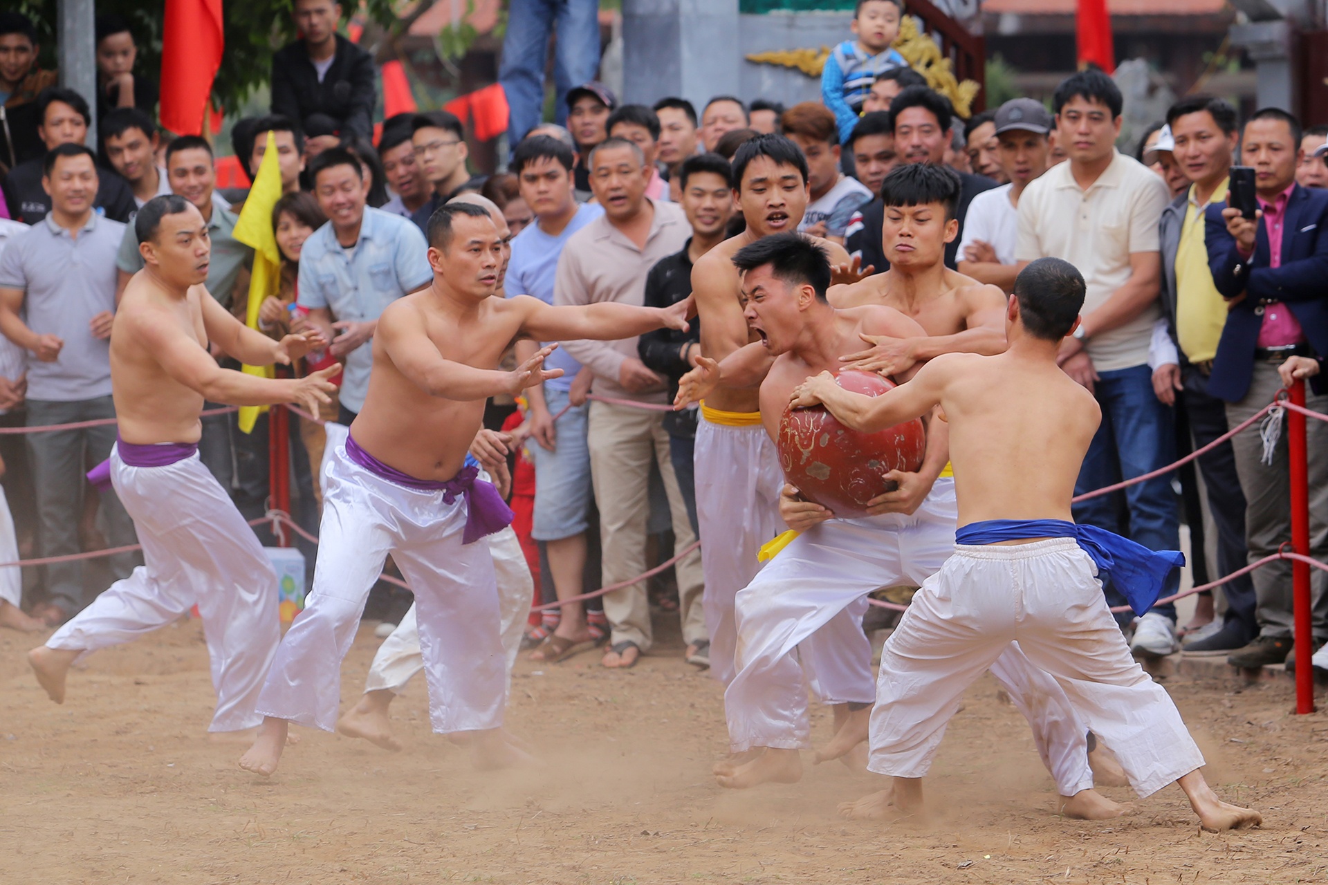 vat cau Thuy Linh anh 3