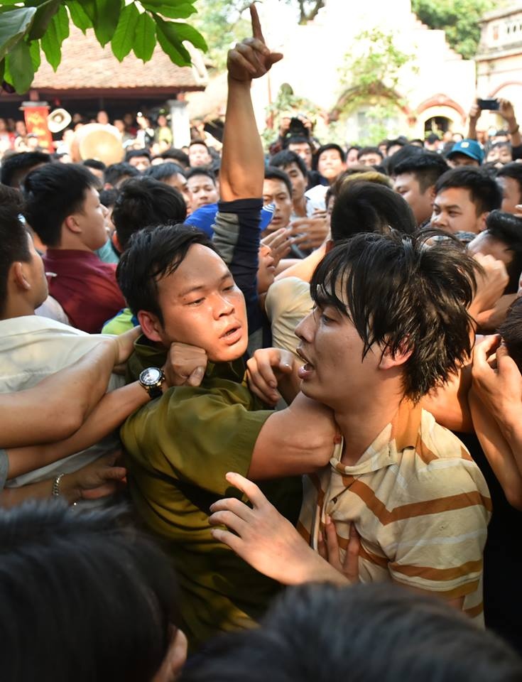 giam dap cuop bong bao luc o Ha Noi anh 8