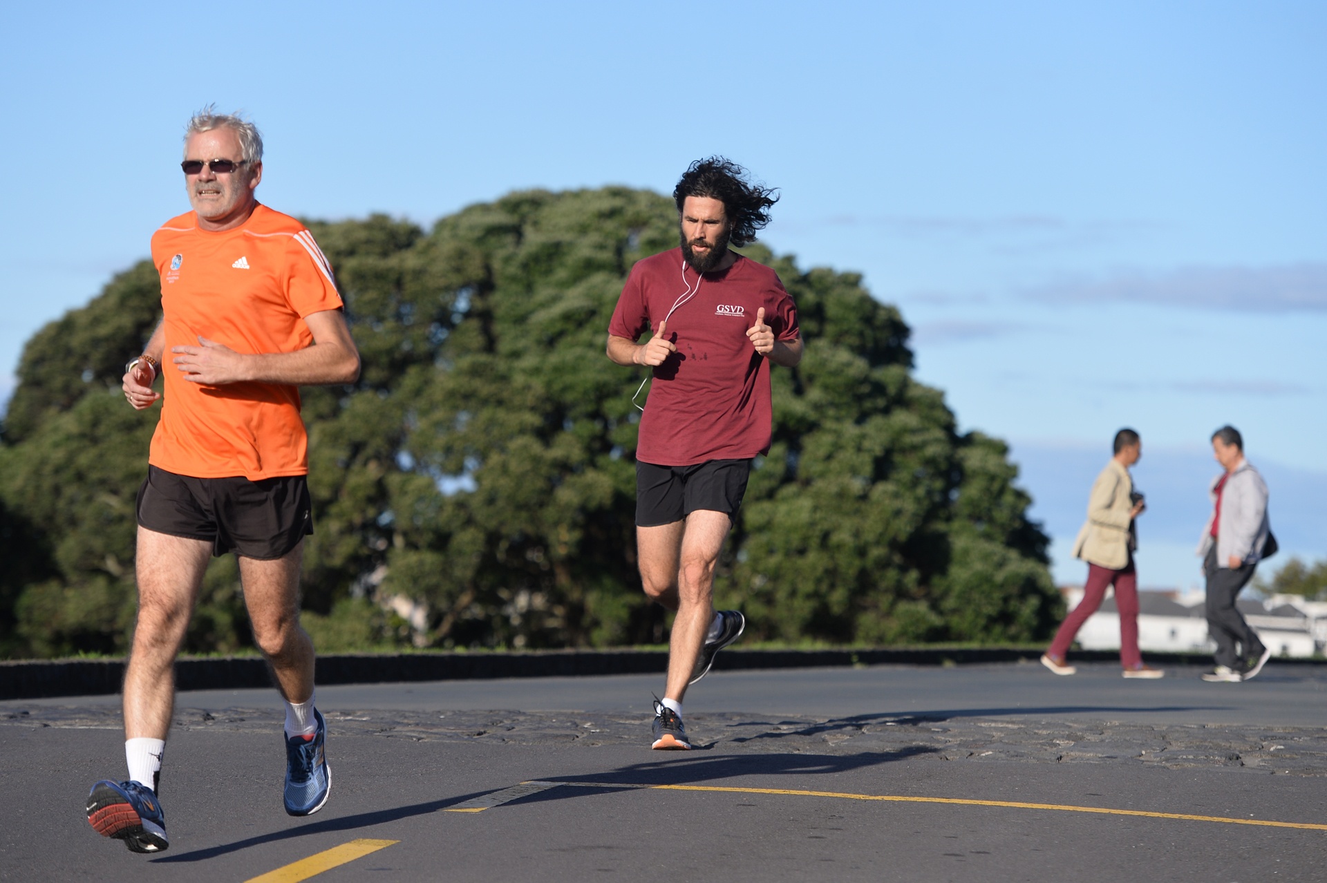 Mot ngay o thanh pho dang song thu 3 the gioi hinh anh