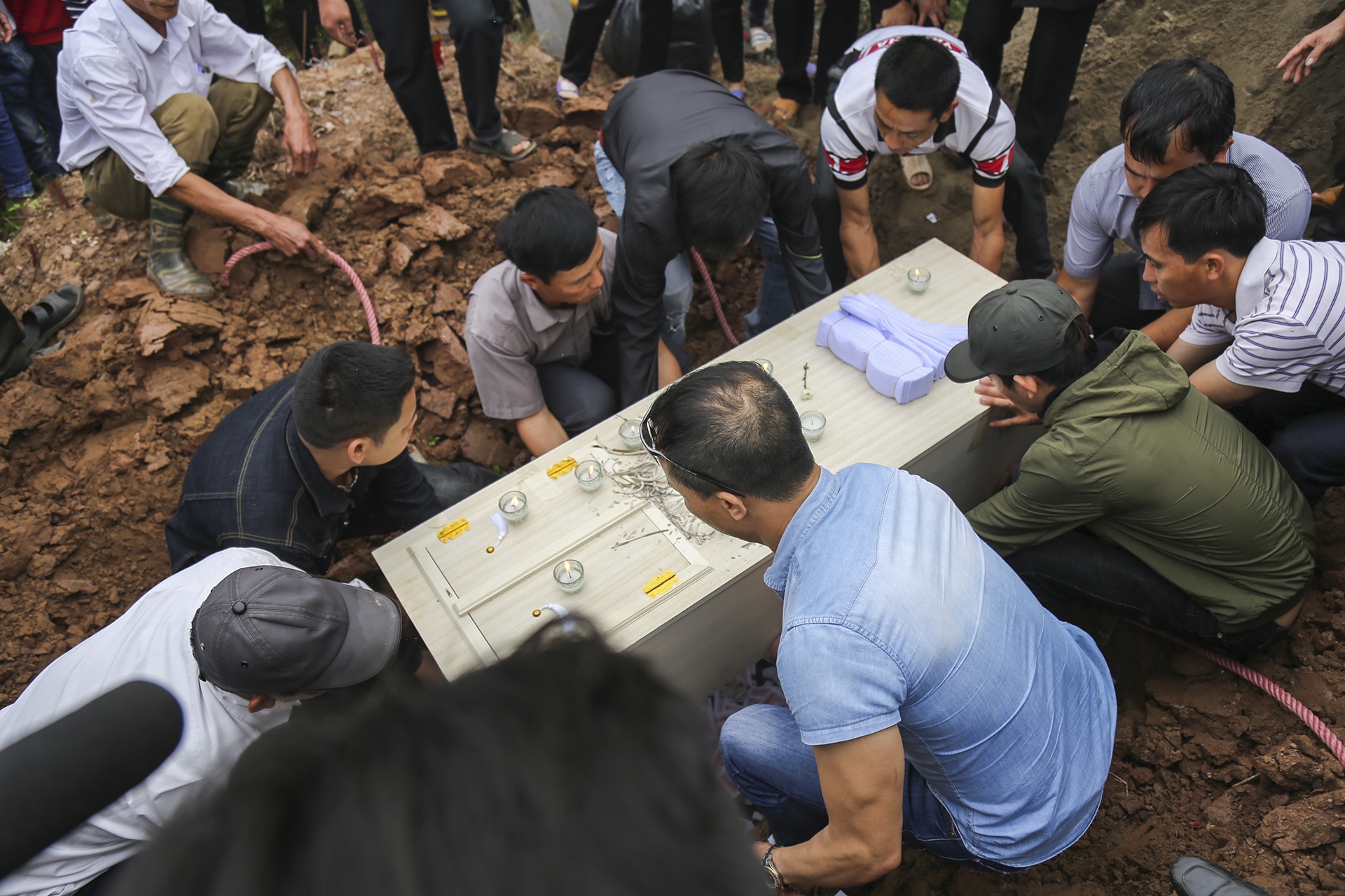 be gai bi sat hai o Nhat anh 9