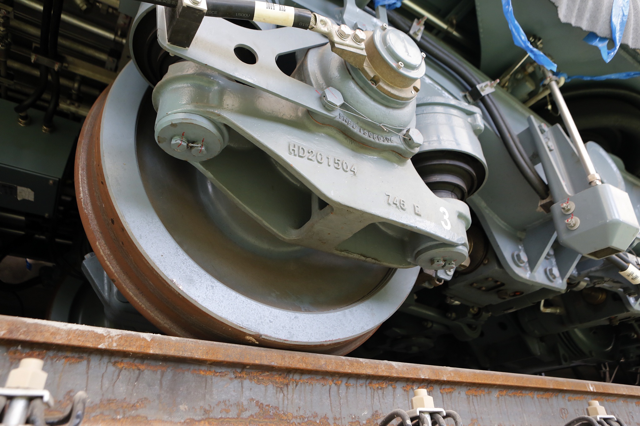 tau dien Cat Linh - Ha Dong lo dien anh 10