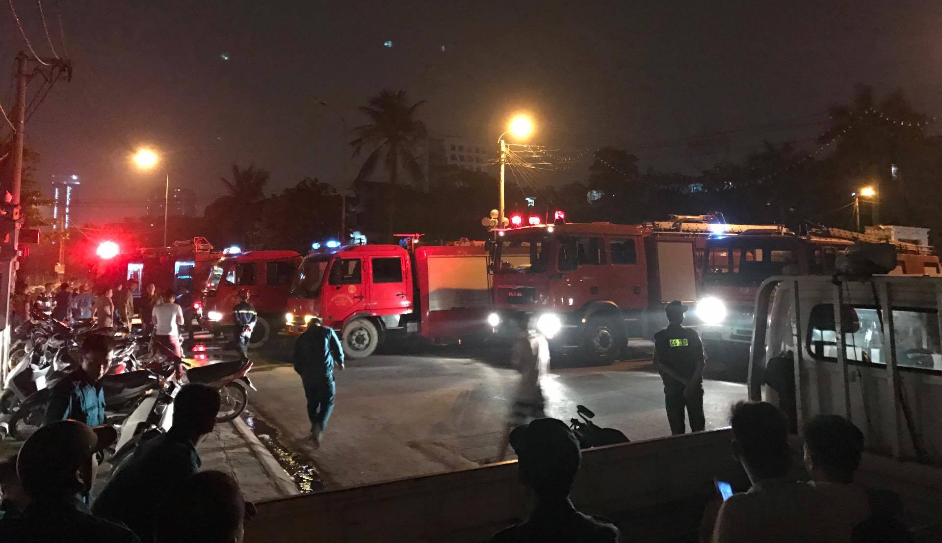 chay o Ha Dong anh 2