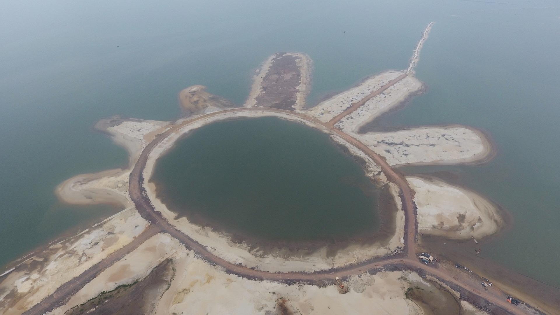 Du an lan bien xay do thi cua chua dao Tuan Chau nhin tu tren cao hinh anh