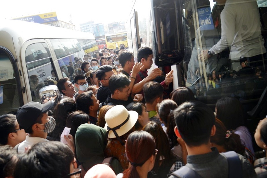 người dân về quê nghỉ lễ 30/4 ảnh 4 nguoi dan ve que nghi le 30/4 anh 4