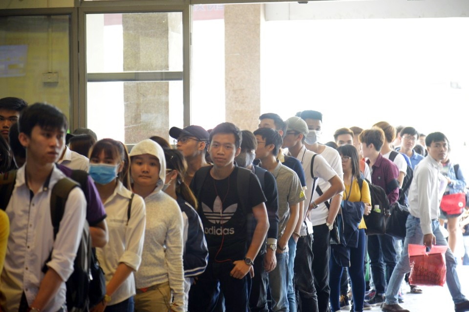 người dân về quê nghỉ lễ 30/4 ảnh 2 nguoi dan ve que nghi le 30/4 anh 2