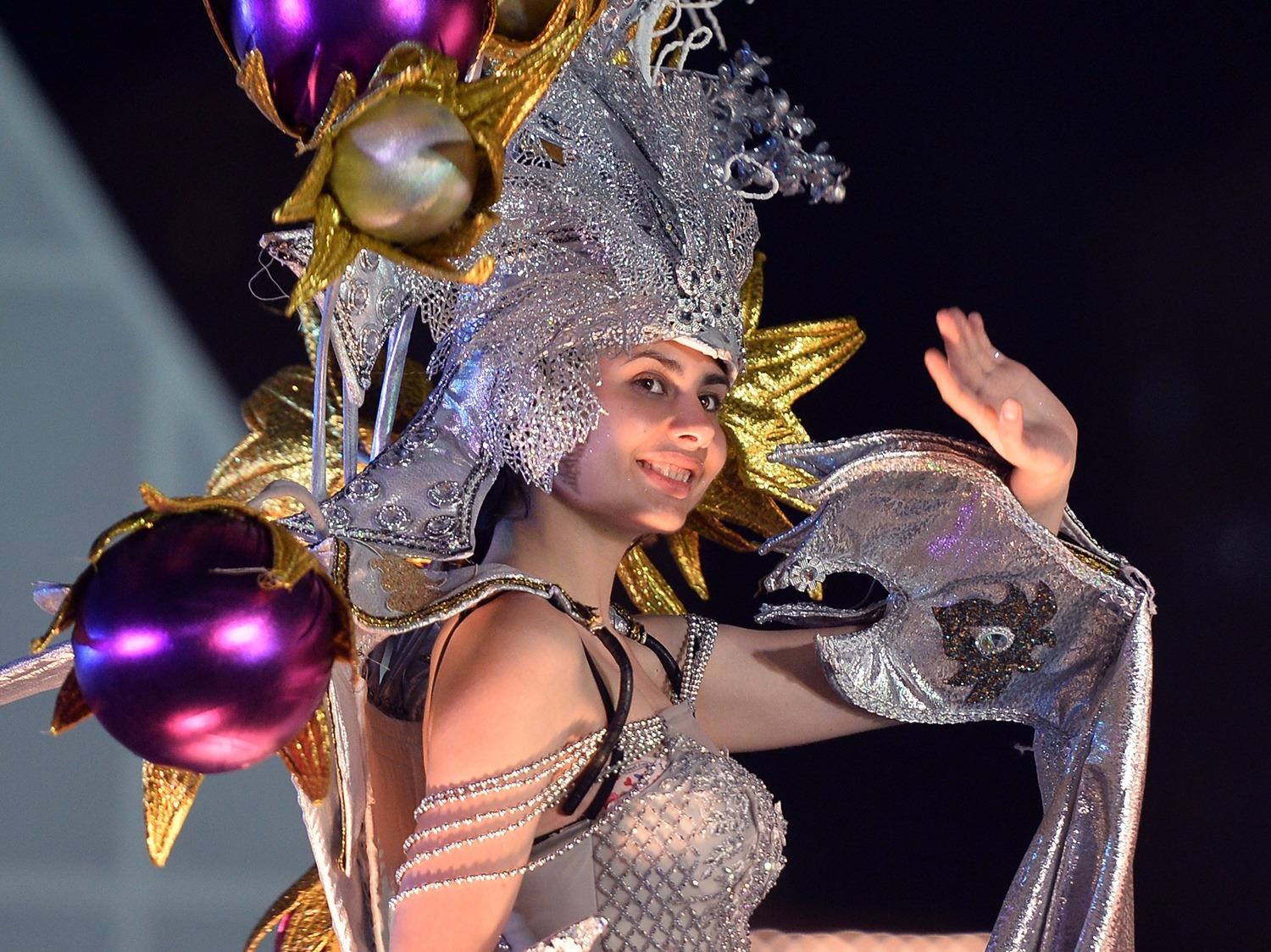 He lo hinh anh truoc khai mac le hoi phao hoa quoc te Da Nang hinh anh