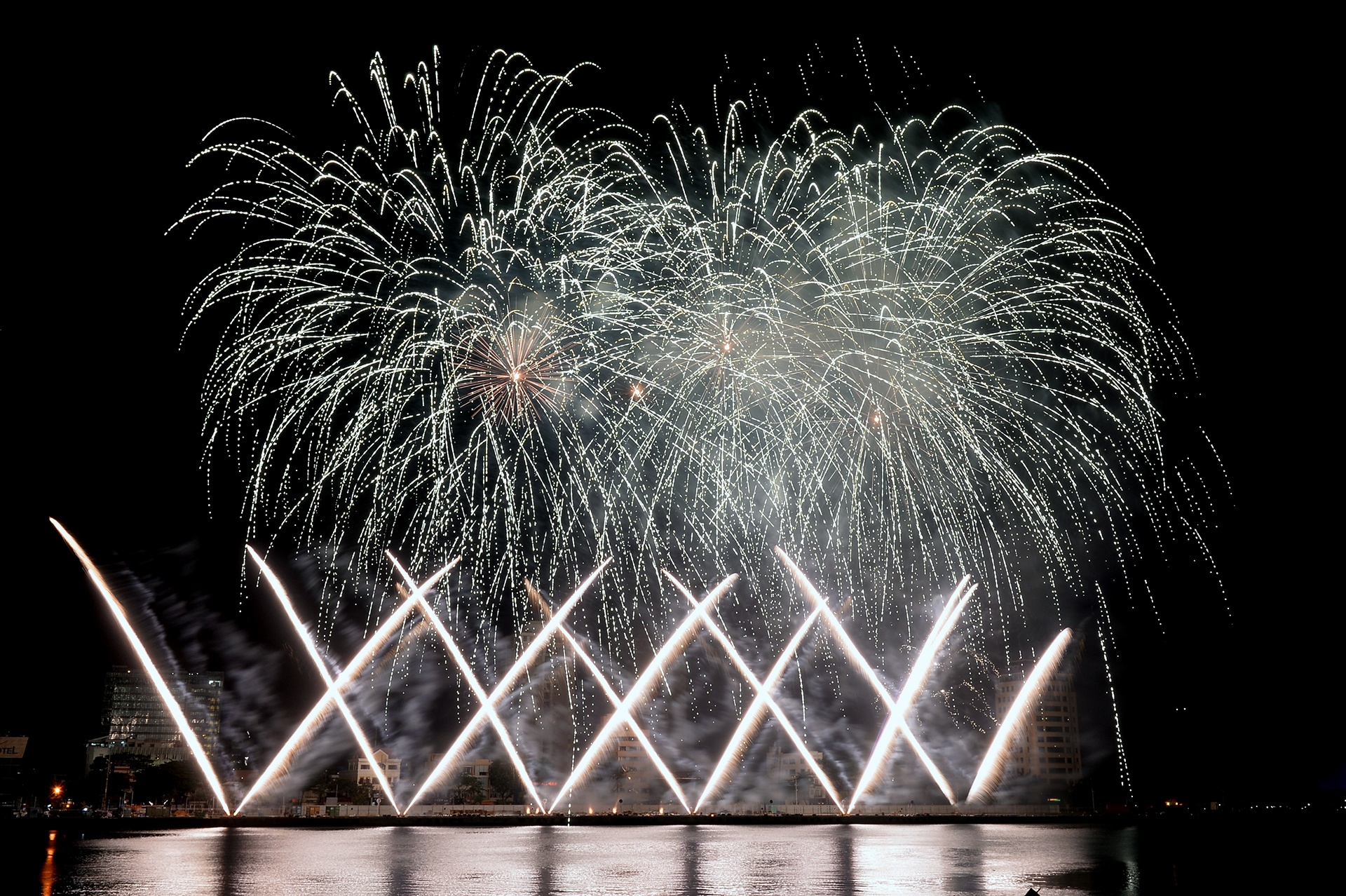 le hoi phao hoa quoc te Da Nang 2017 anh 9