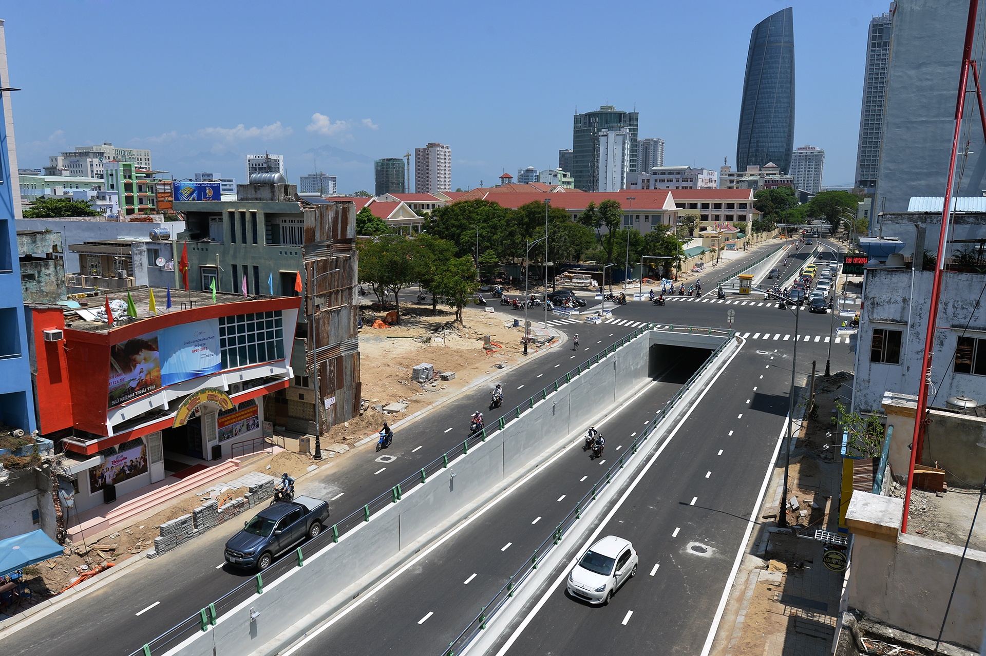 Toan canh ham chui 137 ty dong dau tien o Da Nang hinh anh