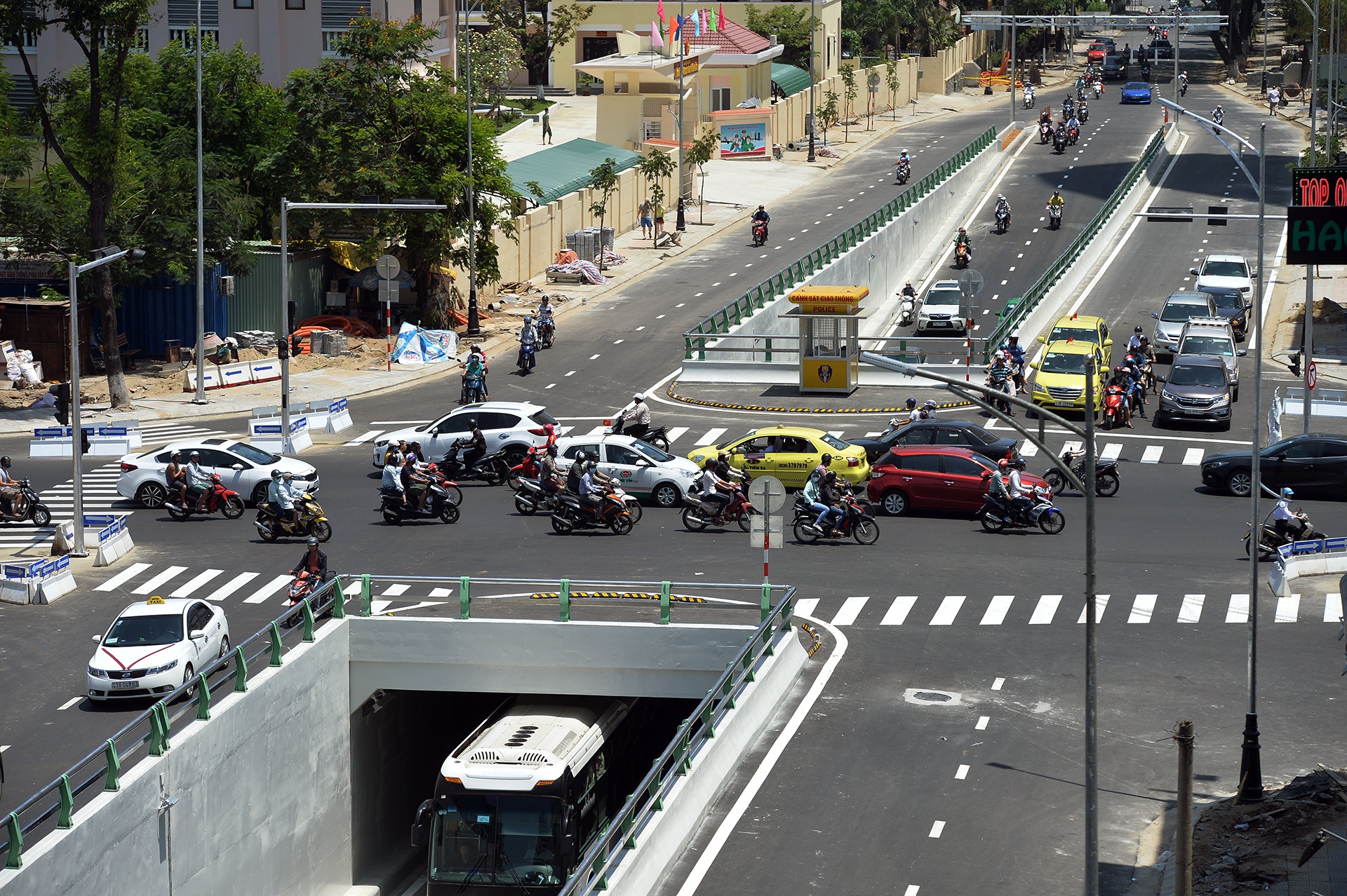 ham chui giao lo dau tien cua Da Nang anh 2