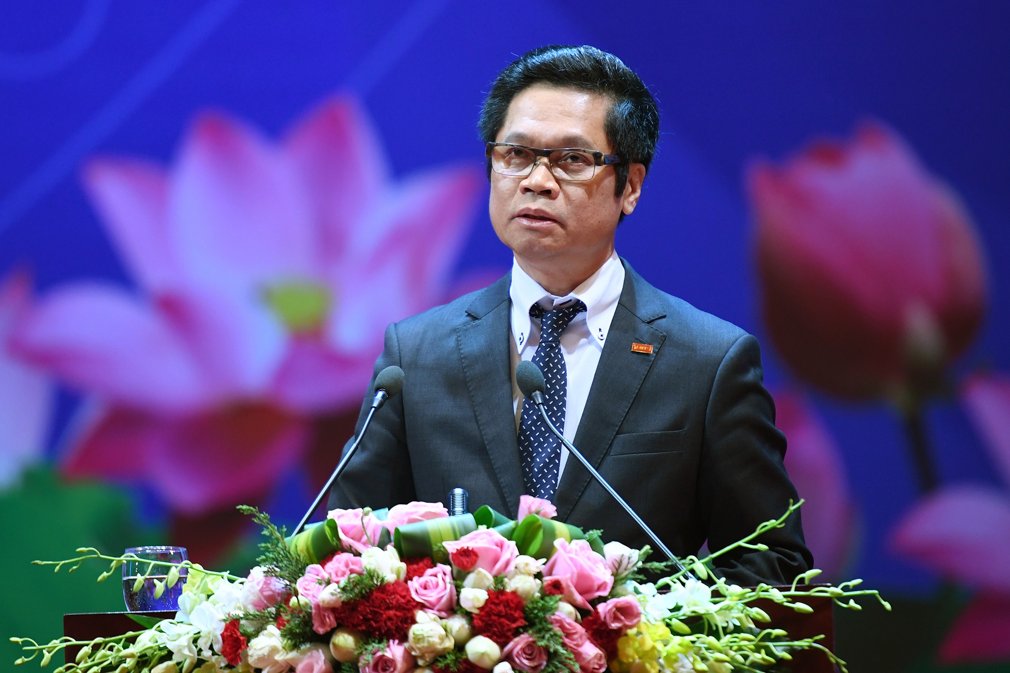 Thu tuong doi thoai voi doanh nhan anh 13