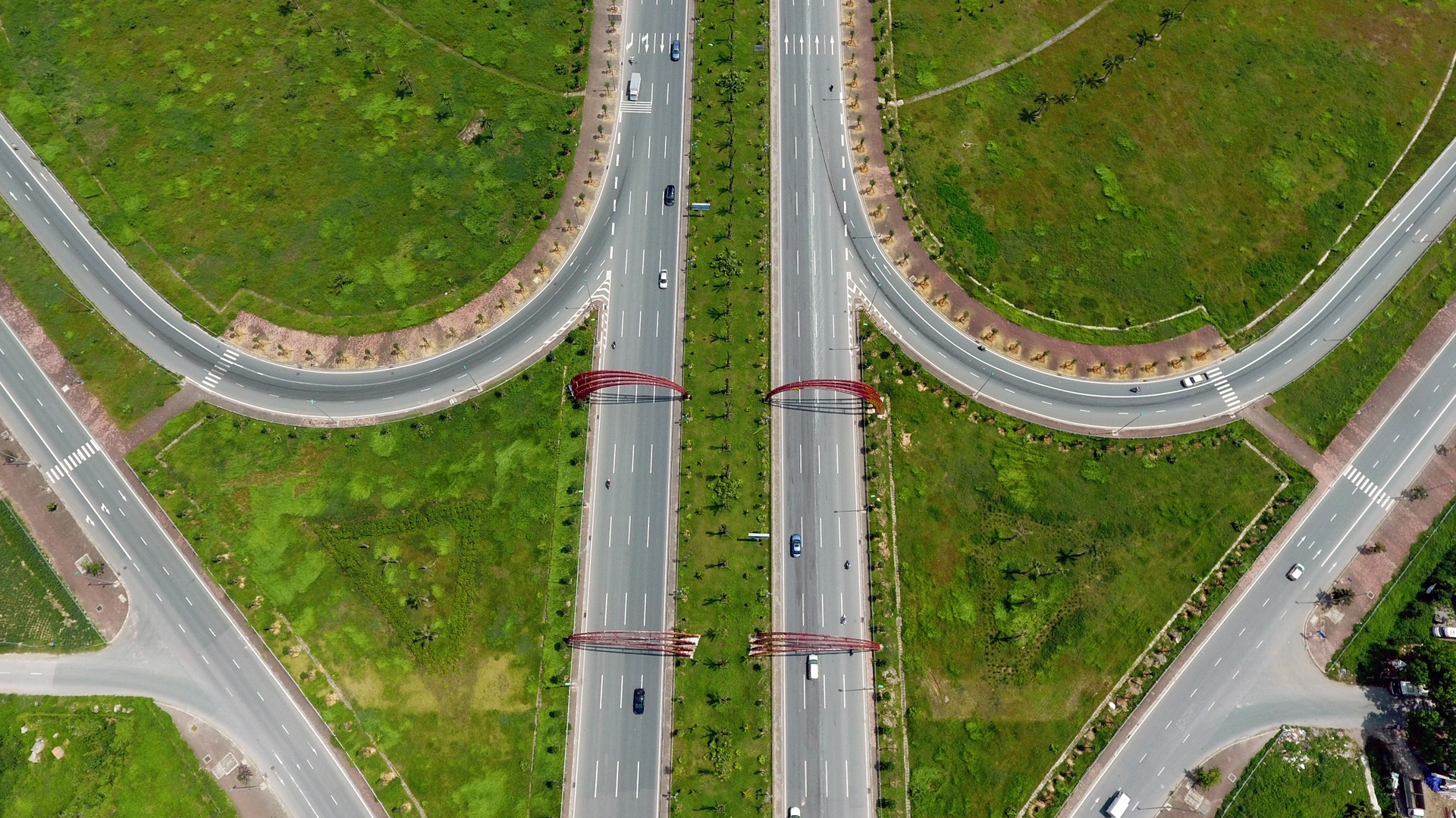 nhung nut giao thong hien dai o Ha Noi anh 3