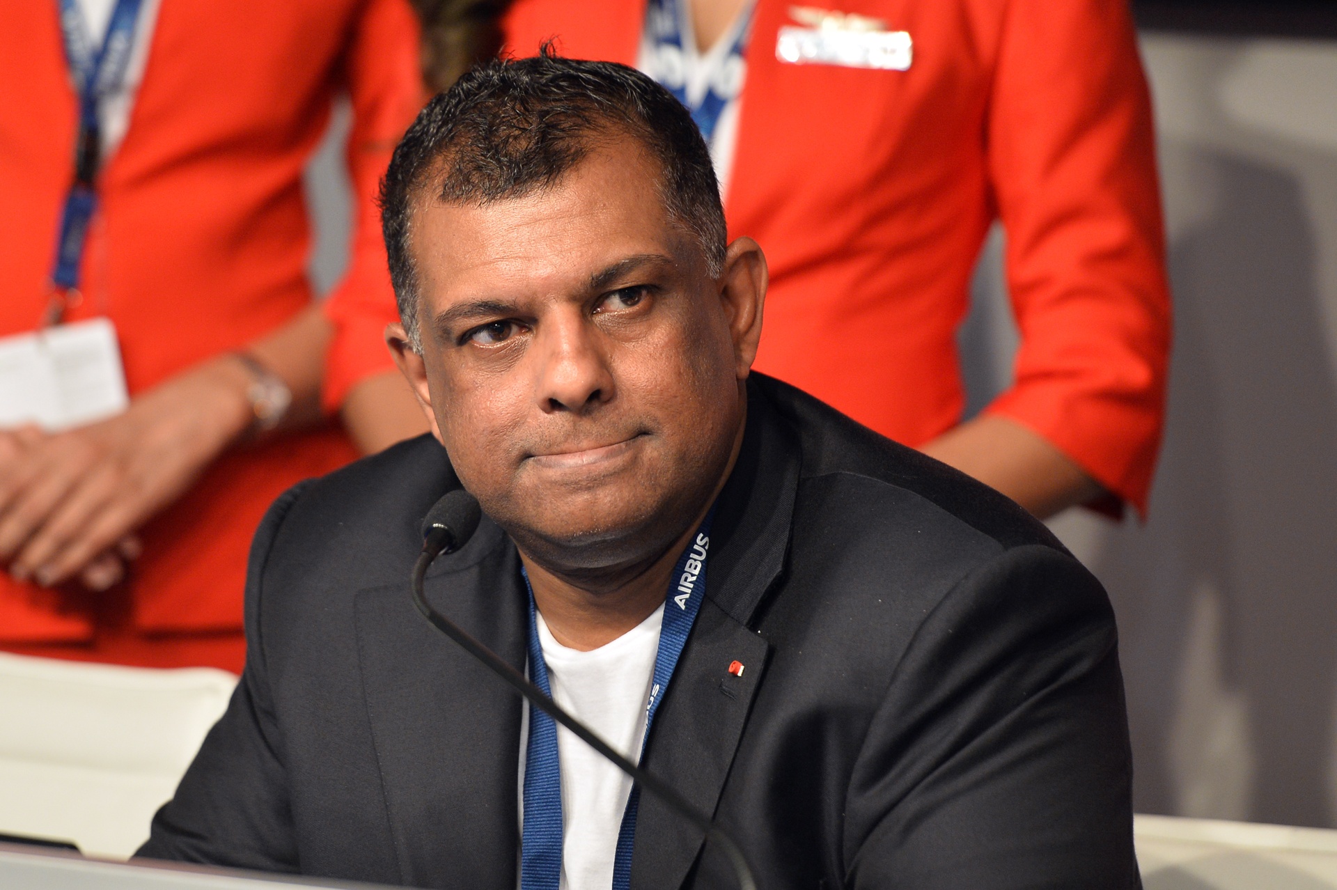 'Nho hang khong gia re, nhieu nguoi da biet den Viet Nam hon' hinh anh