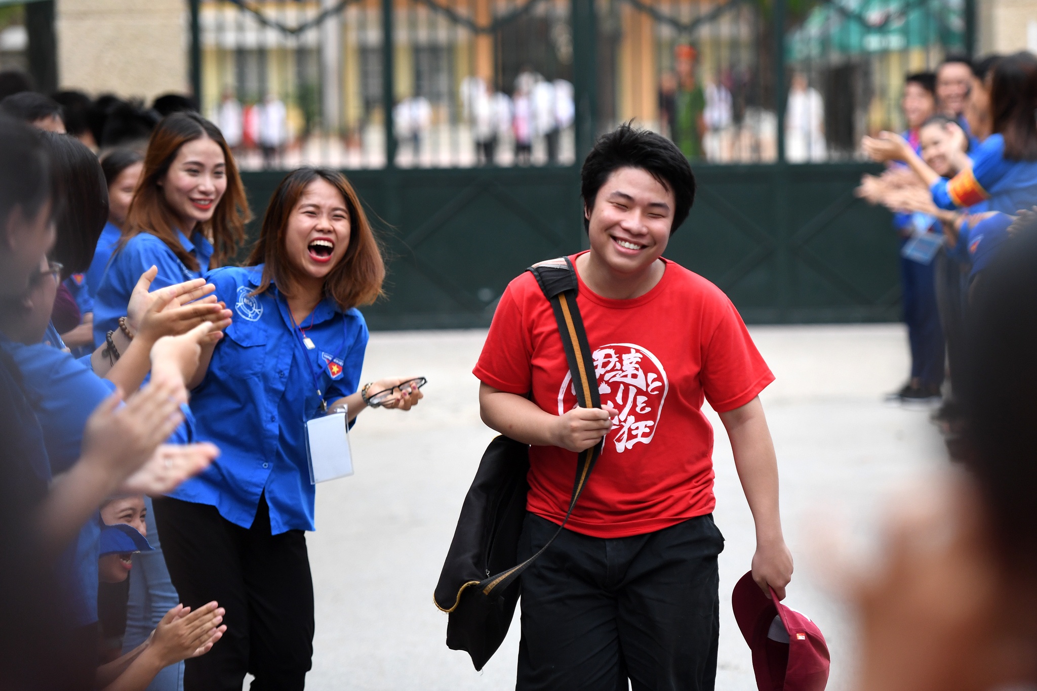 thi THPT quoc gia 2017 anh 6