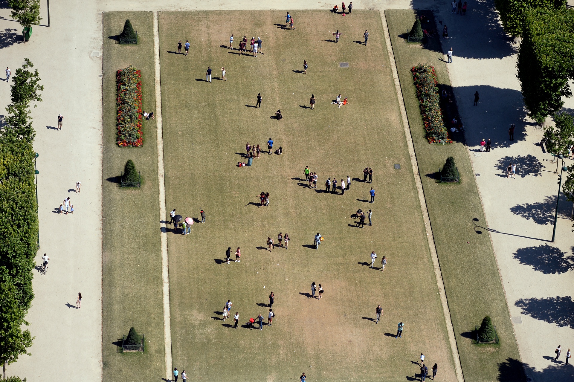 thap eiffel o Paris anh 3