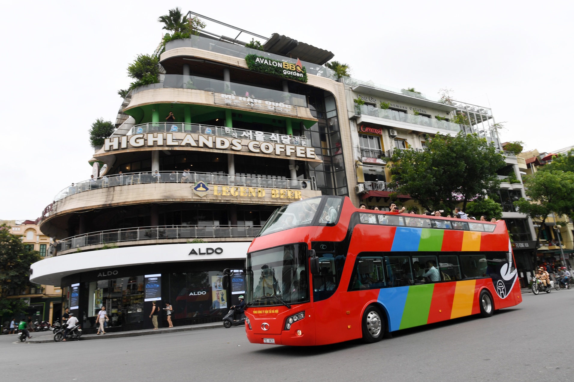 xe buyt hai tang o Ha Noi anh 12