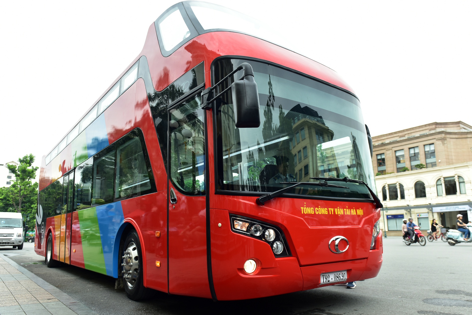 xe buyt hai tang o Ha Noi anh 3