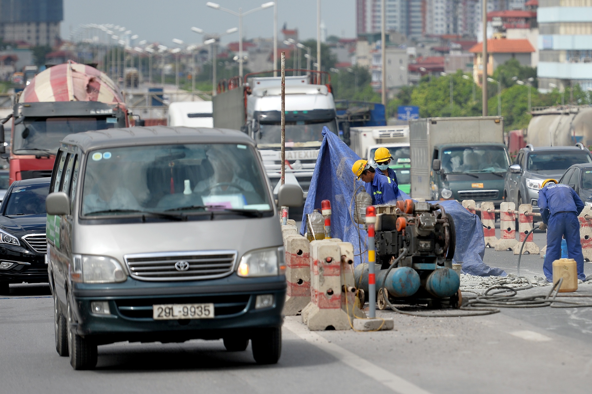 un tac giao thong o duong tren cao anh 5