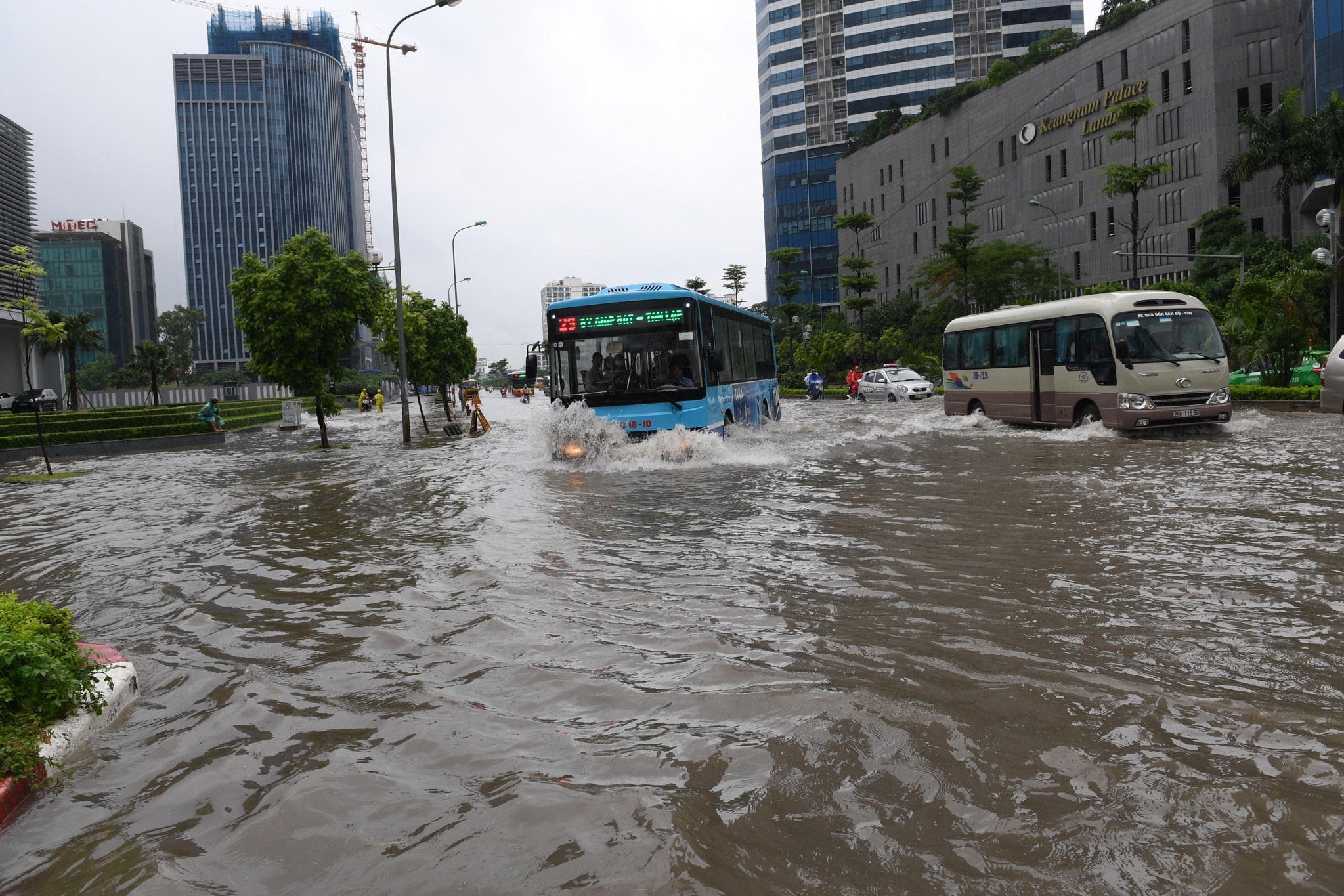 mua ngap Ha Noi anh 16