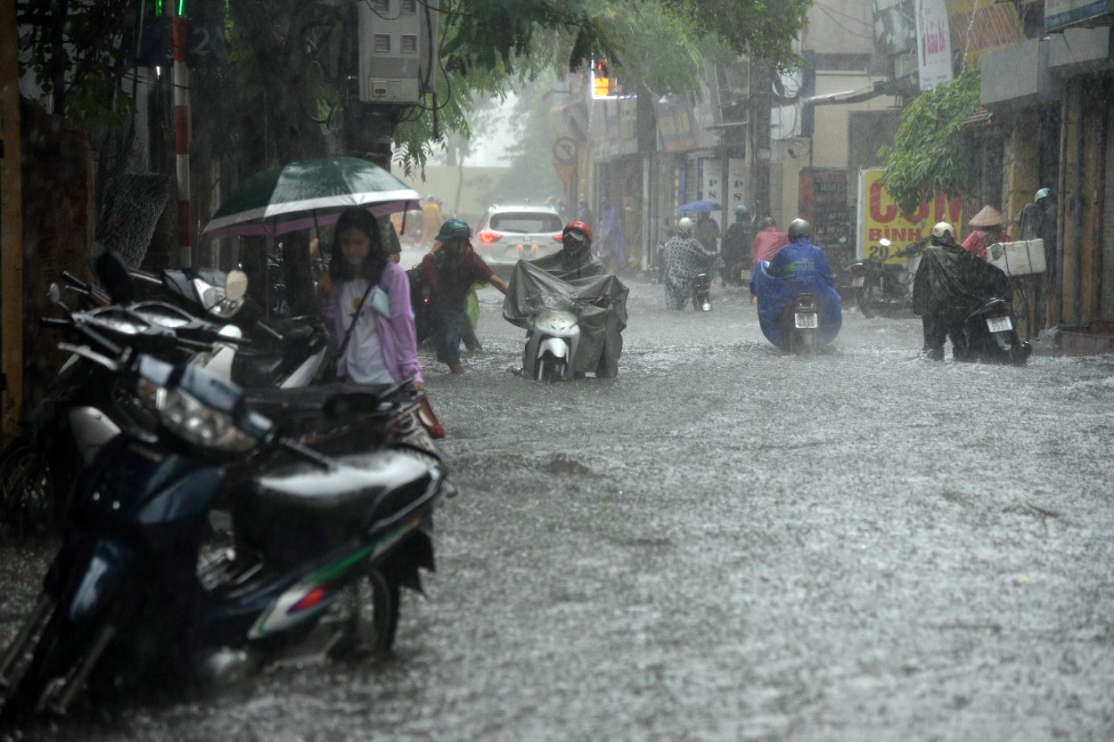 mua ngap Ha Noi anh 14