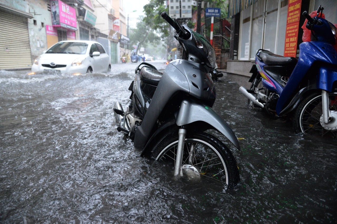 mua ngap Ha Noi anh 21