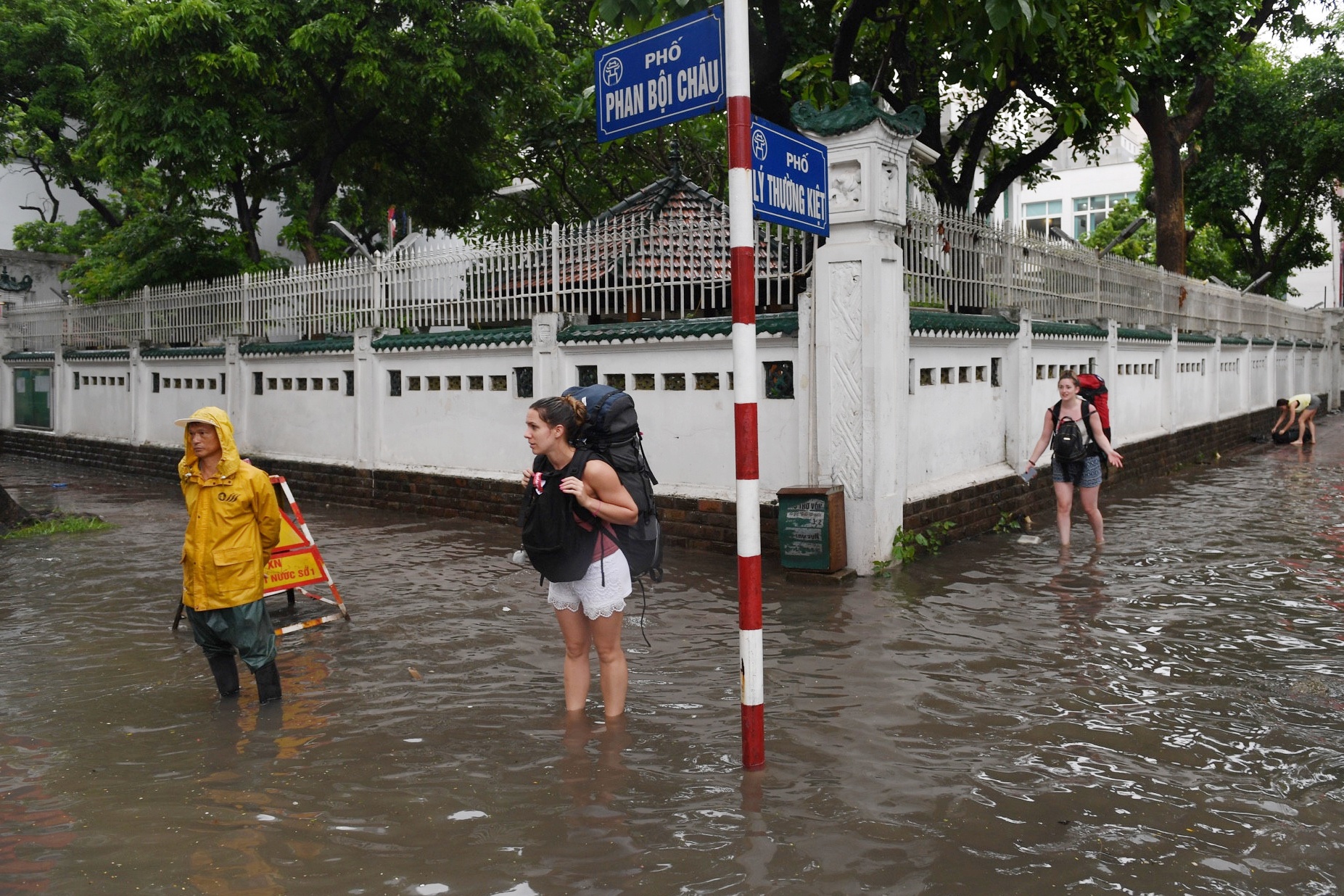 mua ngap Ha Noi anh 13