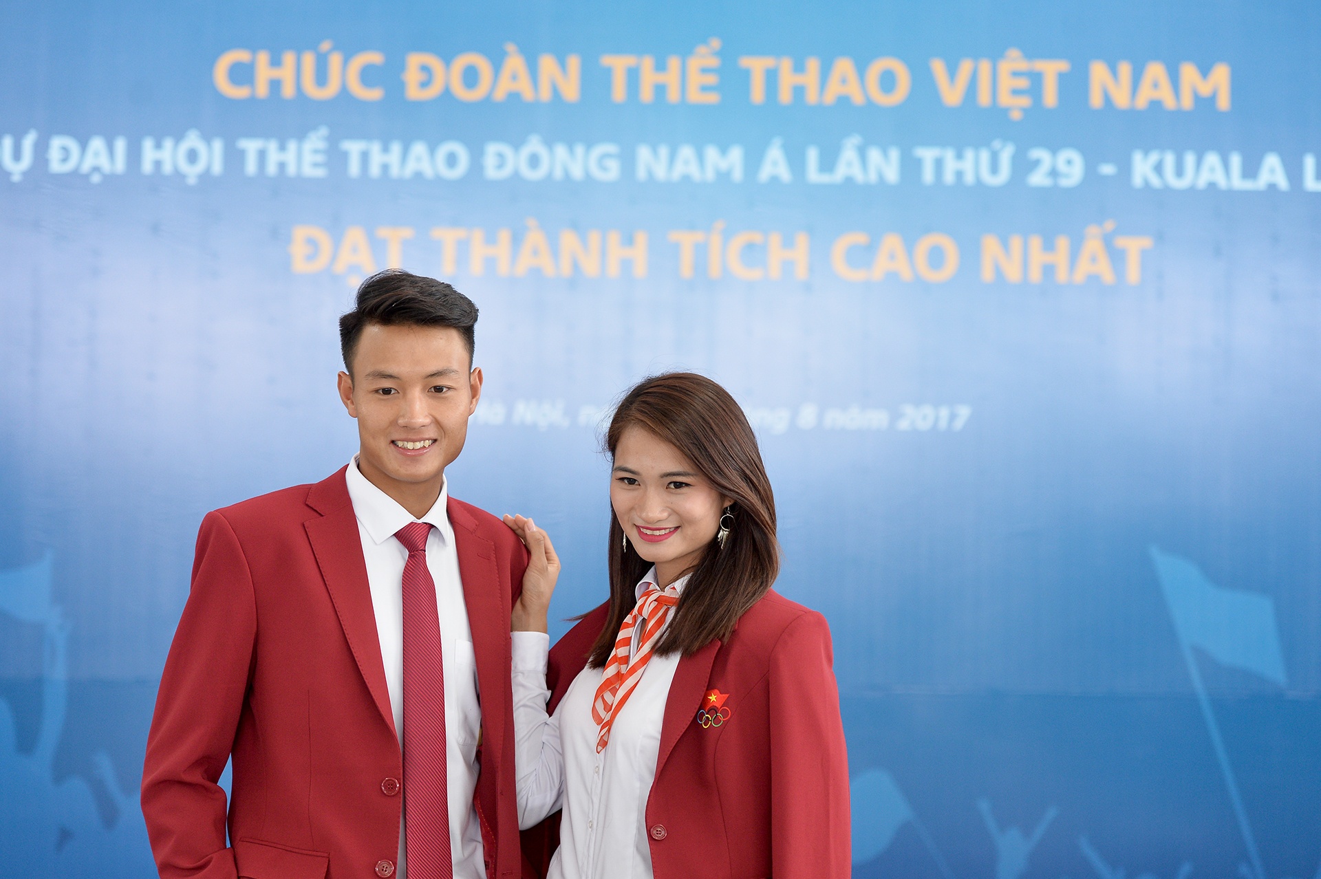 doan dien kinh the duc dung cu Viet Nam anh 12