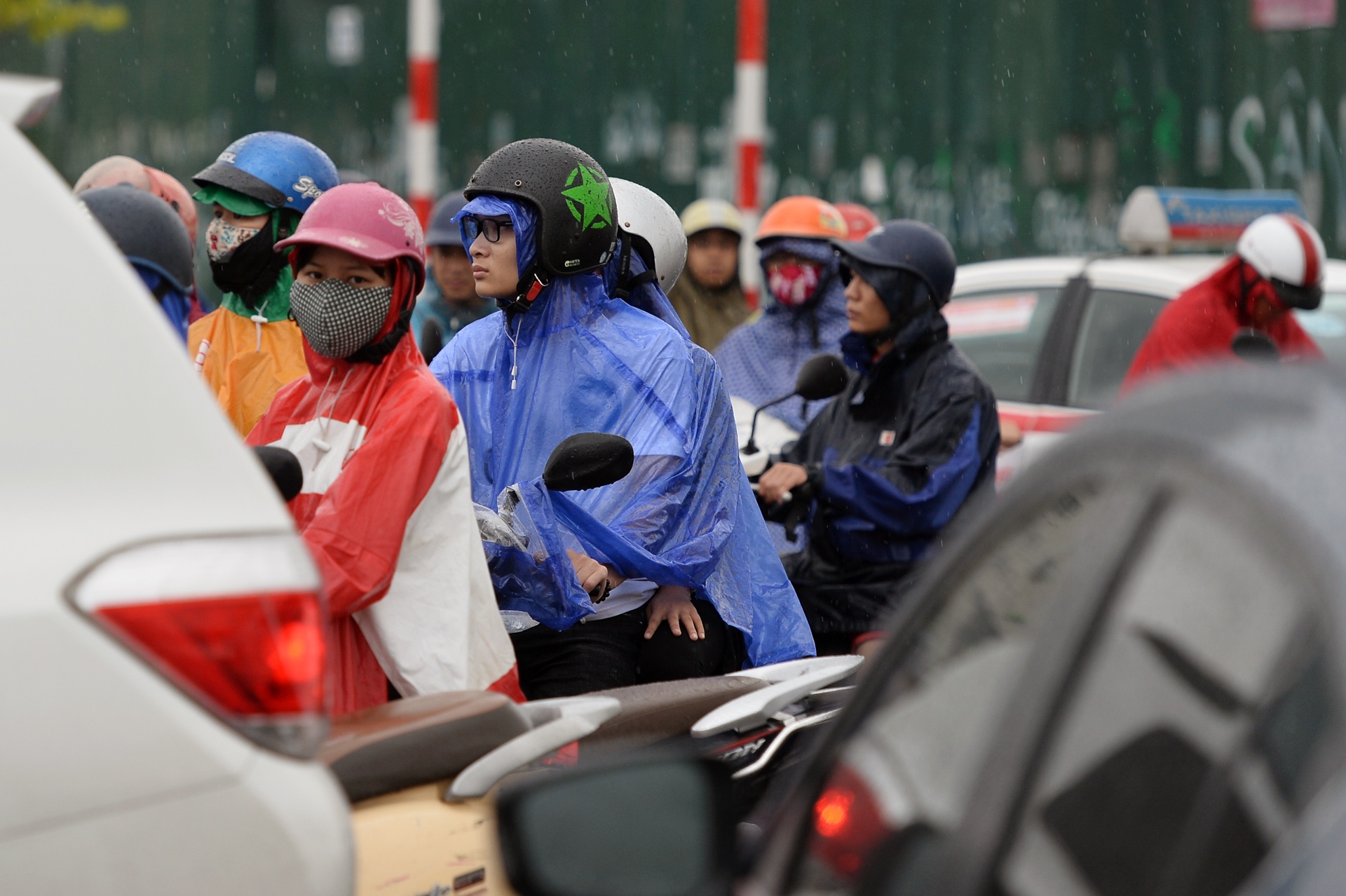 roi loan giao thong o Ha Noi anh 9