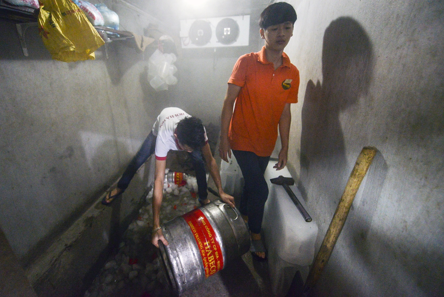 bia hơi vỉa hè Hà thành ảnh 3 bia hoi via he Ha thanh anh 3