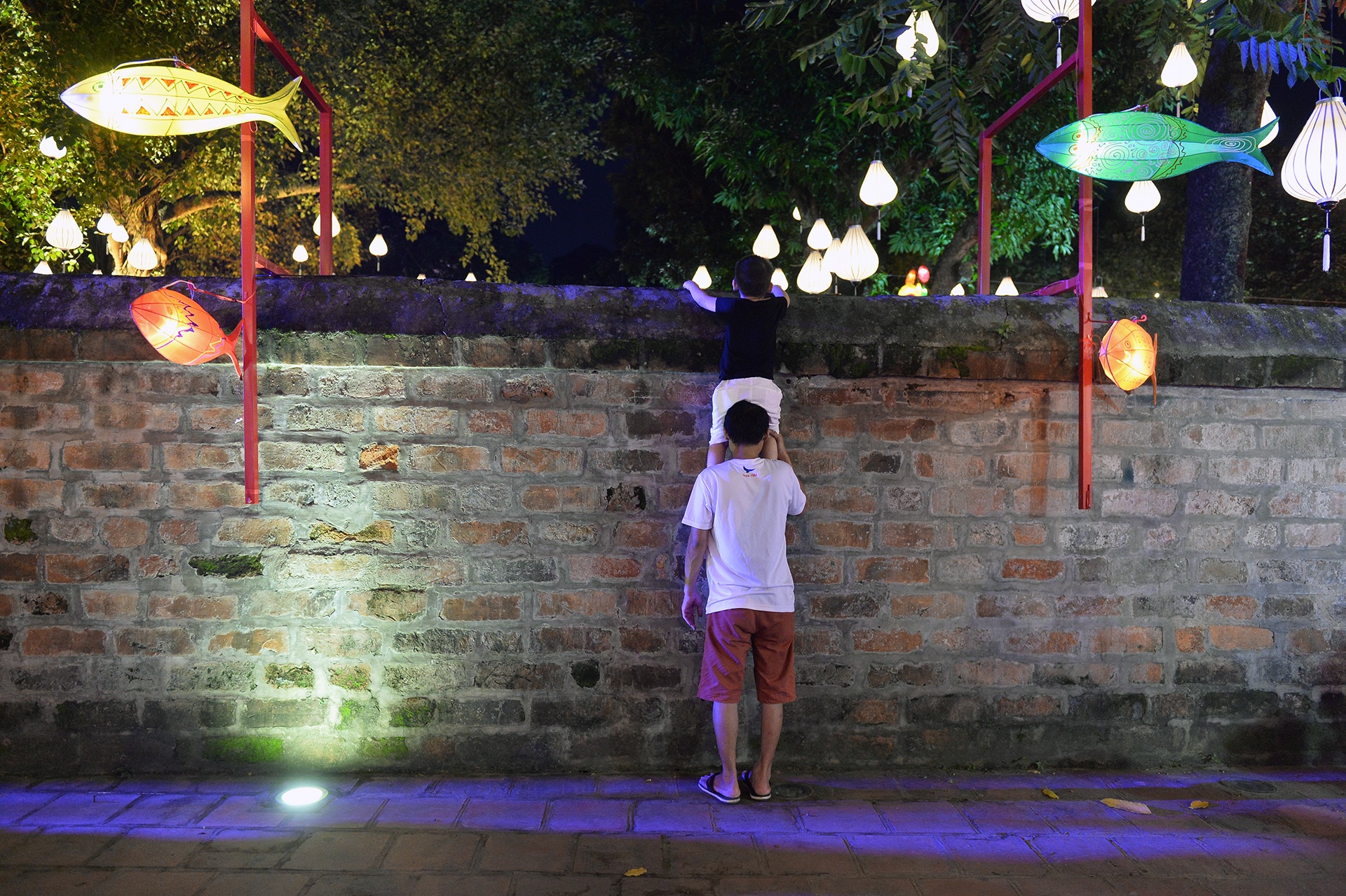 Thu vong nguyet o Van Mieu anh 11