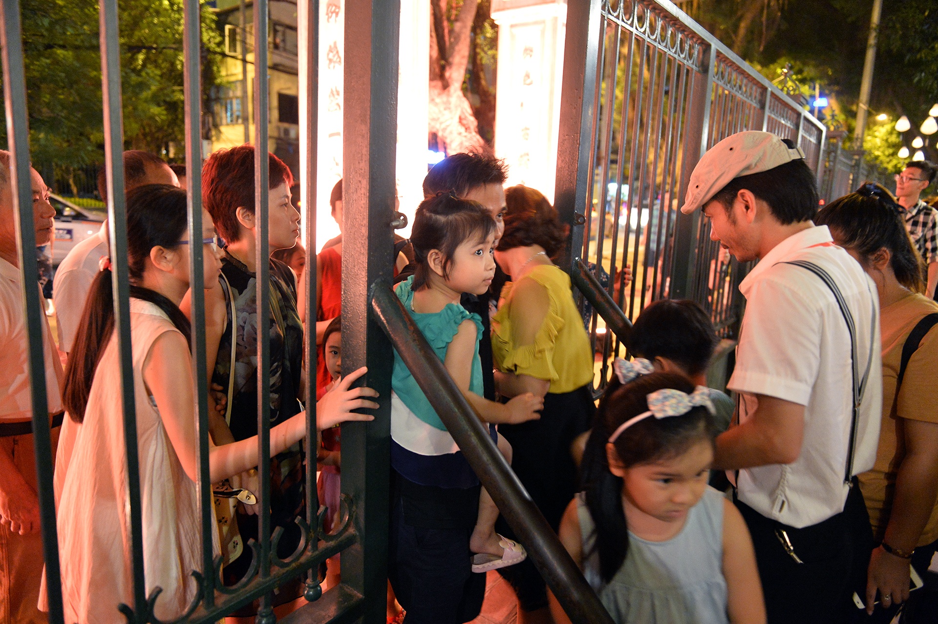 Thu vong nguyet o Van Mieu anh 4