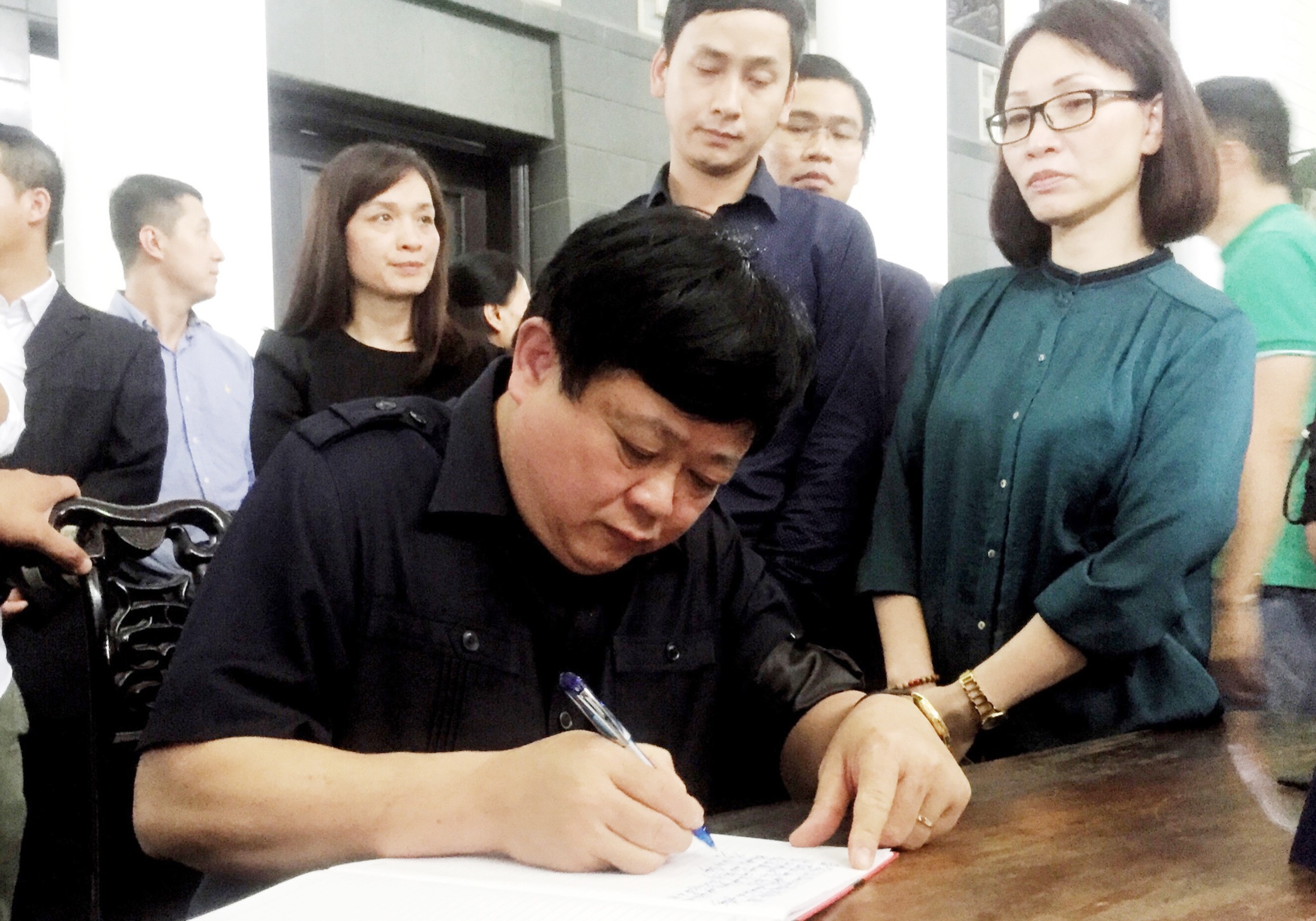 Lễ tang PGS Văn Như Cương ảnh 5 Le tang PGS Van Nhu Cuong anh 5