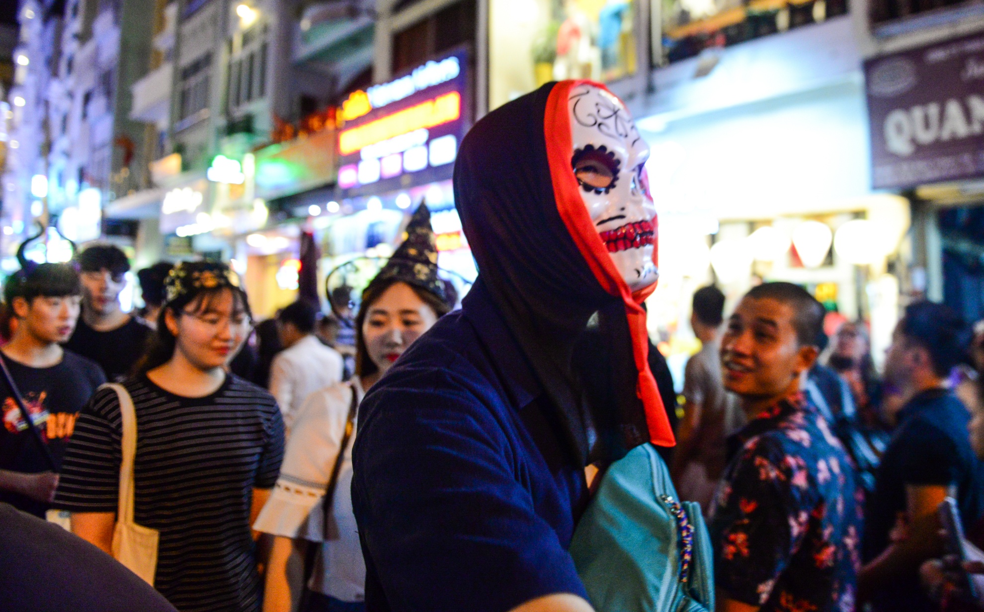 Bien nguoi du Halloween o Sai Gon anh 6